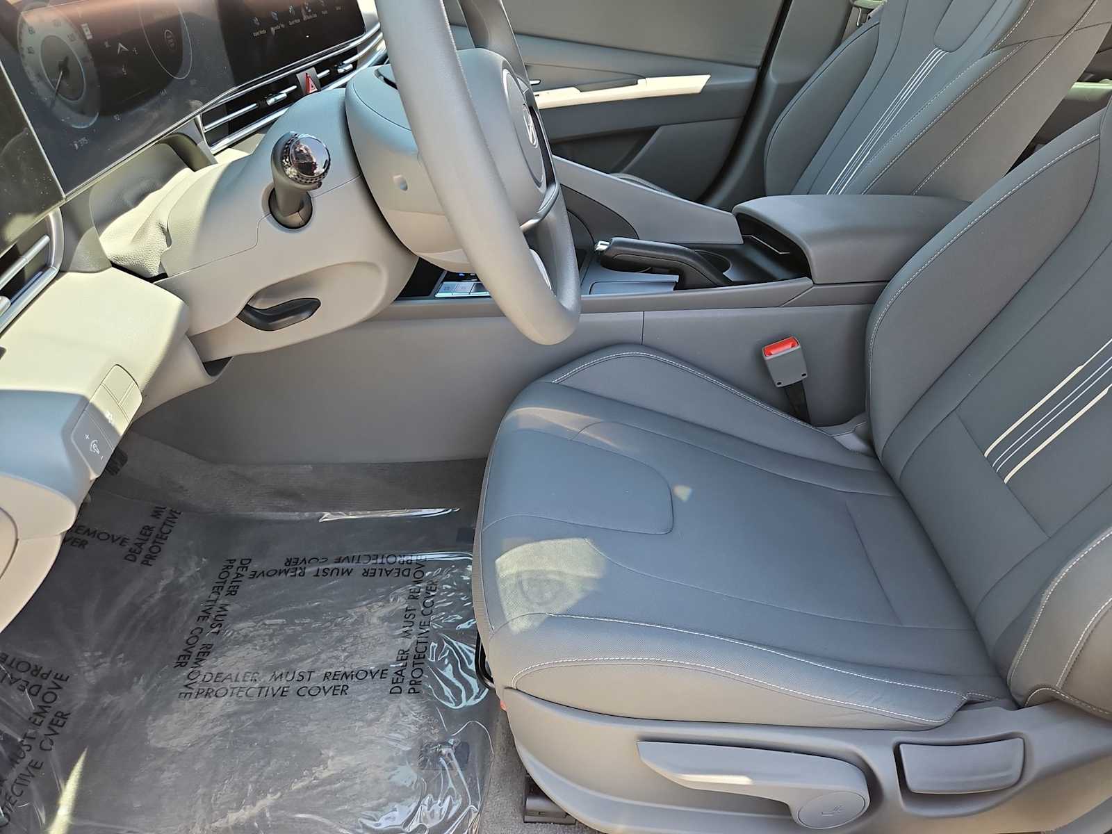 Thumbnail: 2024 Hyundai Elantra - 15