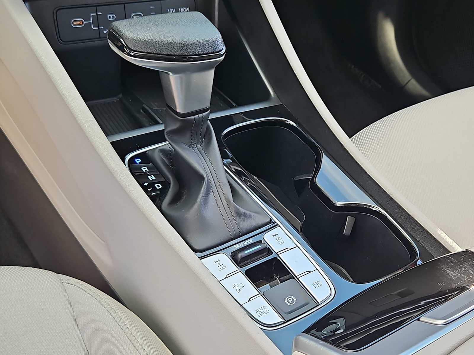 Thumbnail: 2025 Hyundai Tucson - 32