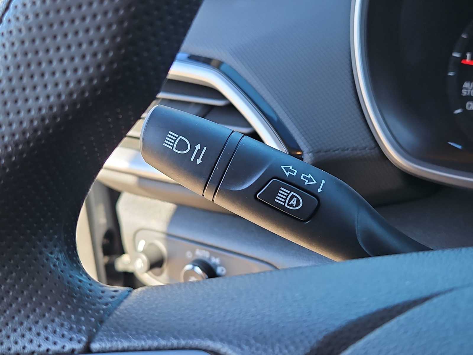 Thumbnail: 2021 Chevrolet TrailBlazer - 27