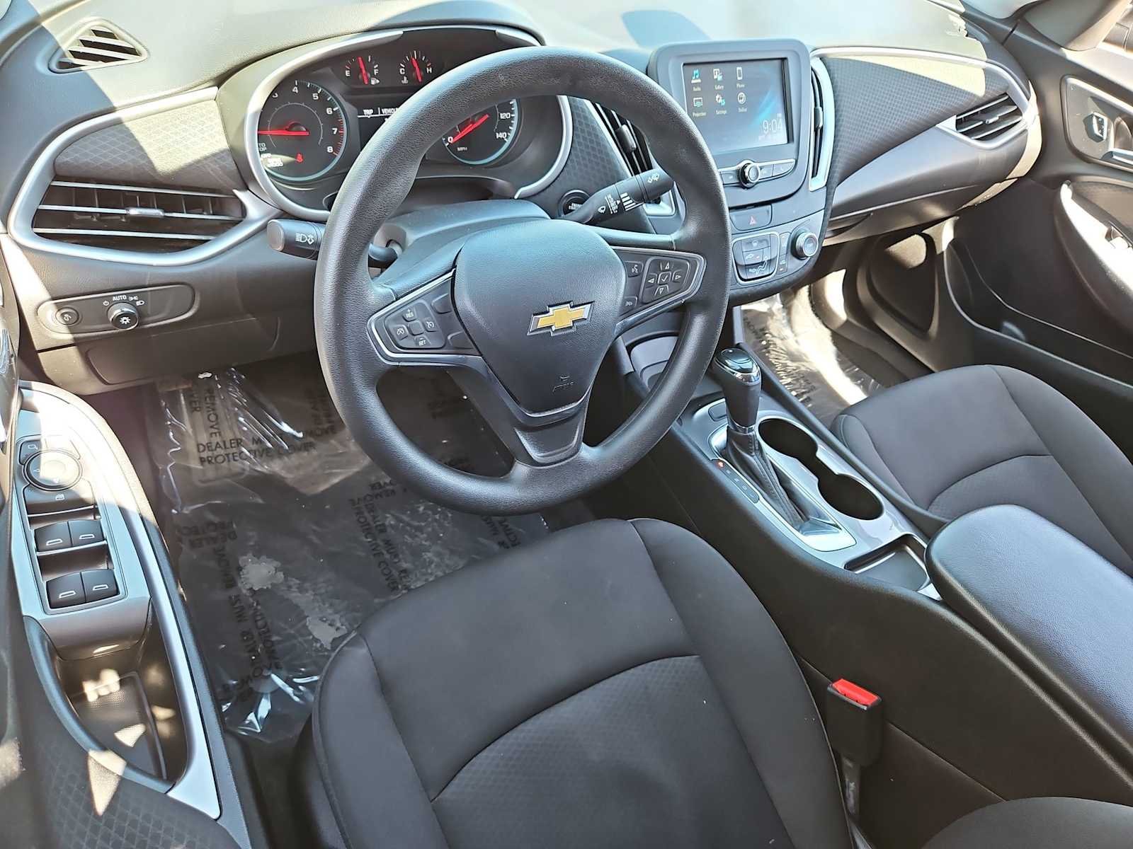 2018 Chevrolet Malibu LS 10