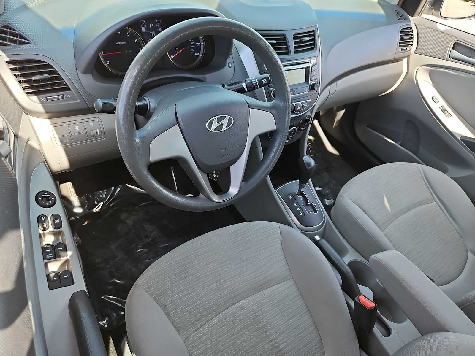 Thumbnail: 2017 Hyundai Accent - 10