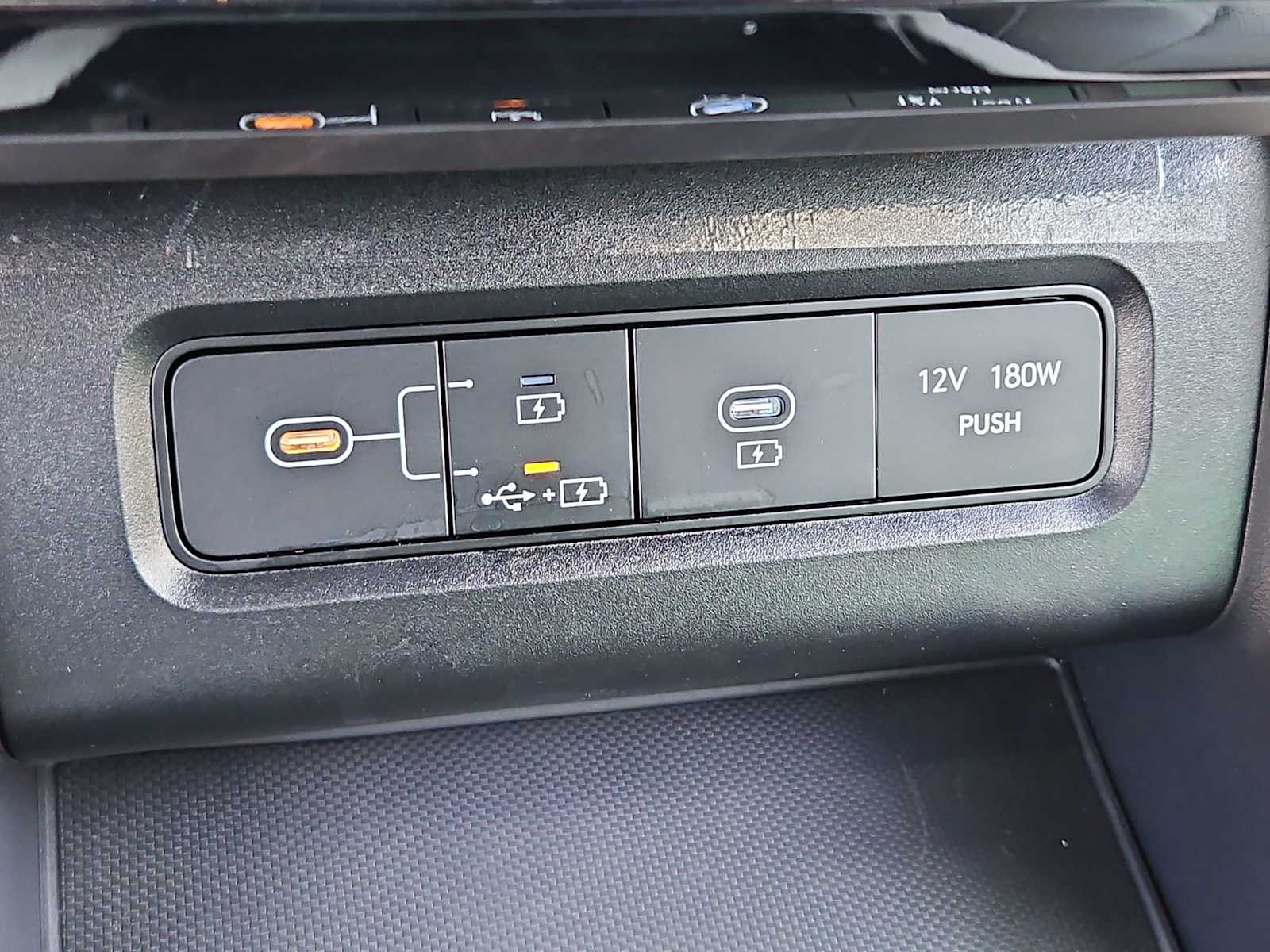 Thumbnail: 2025 Hyundai Tucson - 31