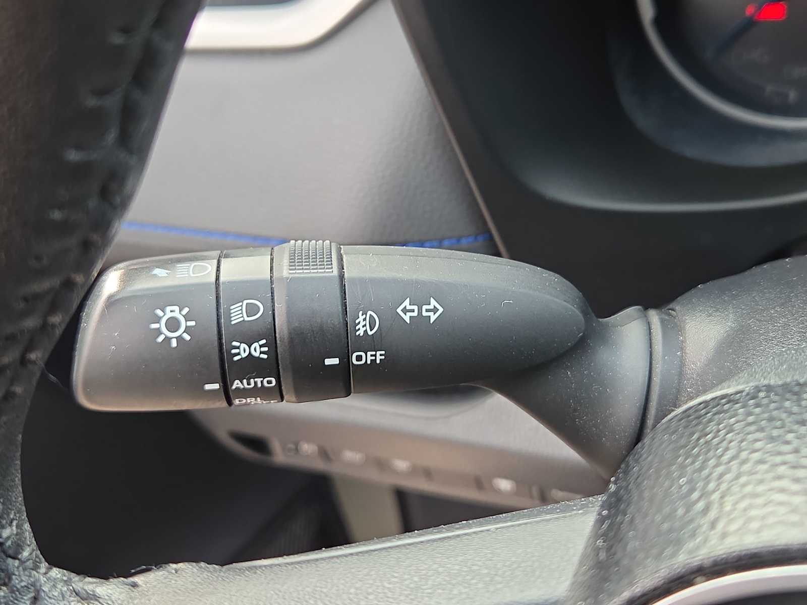 Thumbnail: 2020 Toyota RAV4 - 27