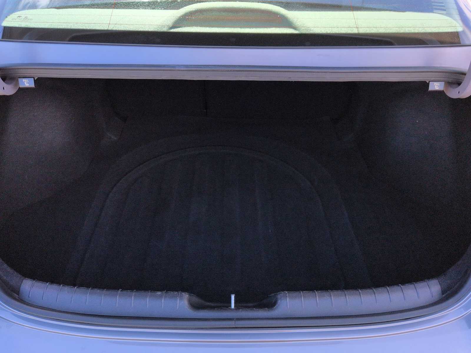 Thumbnail: 2025 Hyundai Elantra - 36