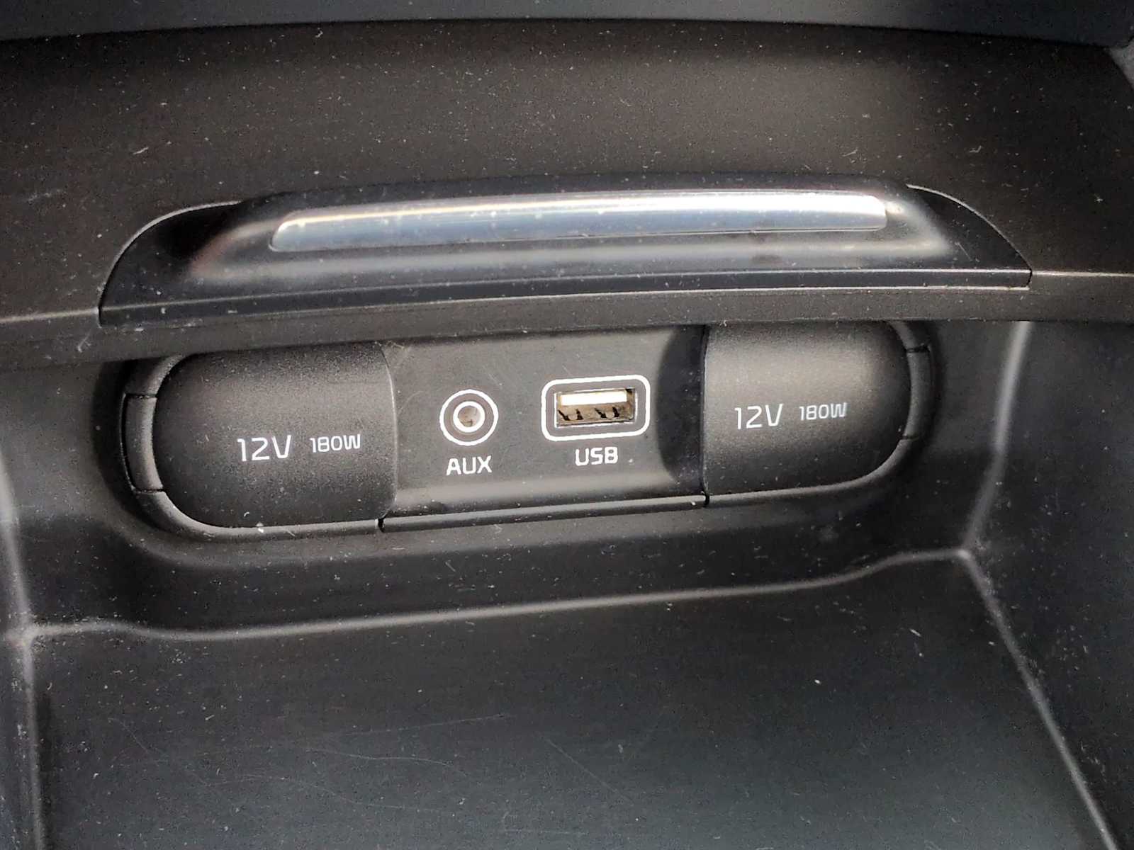 Thumbnail: 2018 Kia Optima - 31