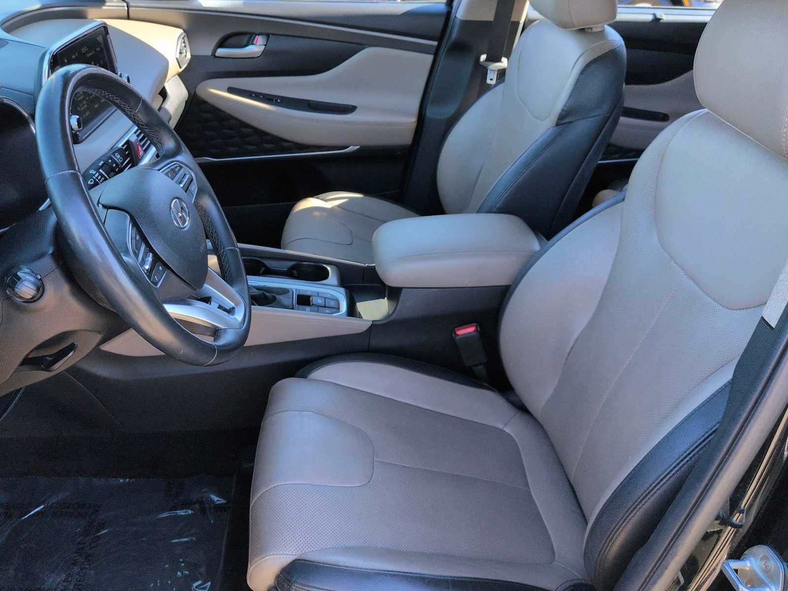 Thumbnail: 2019 Hyundai Santa Fe - 17