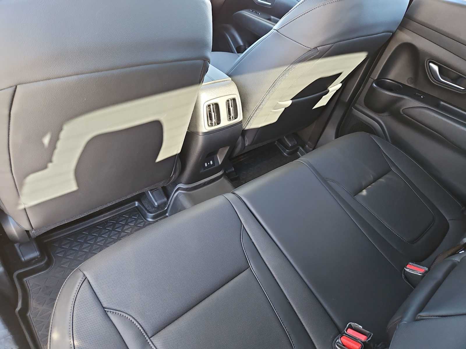 Thumbnail: 2025 Hyundai Santa Cruz - 19