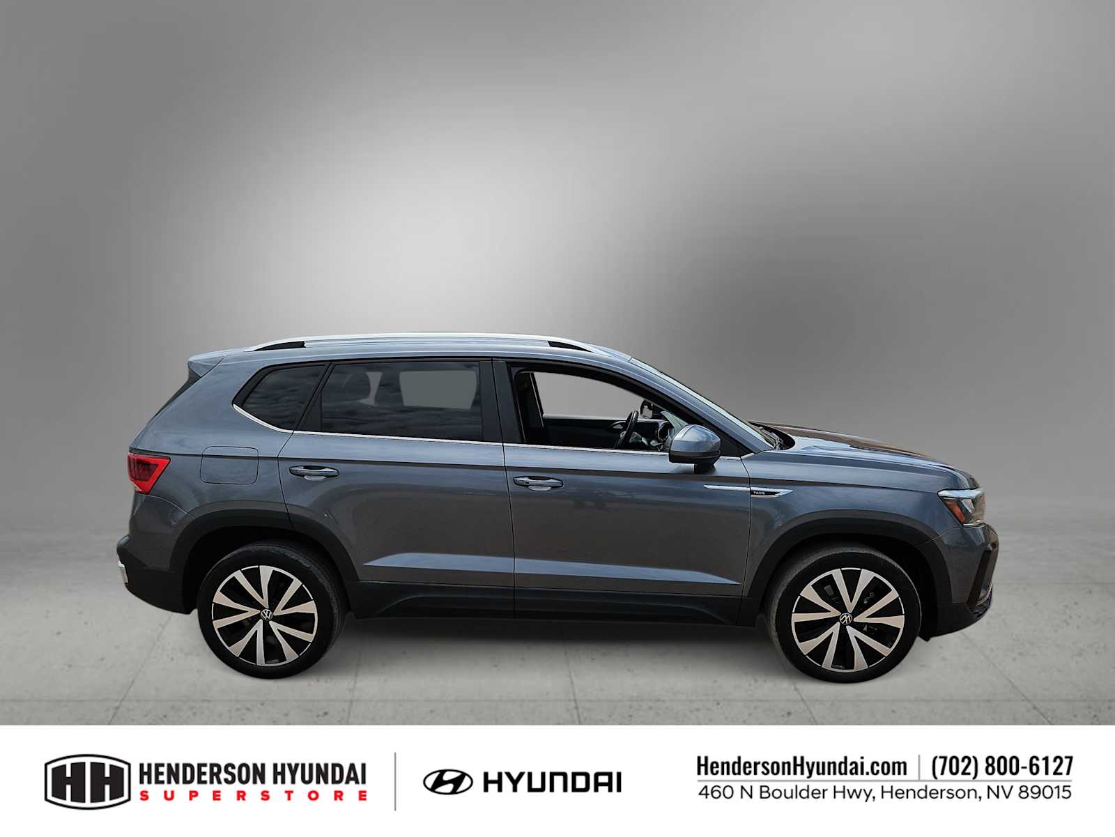 Thumbnail: 2023 Volkswagen Taos - 9