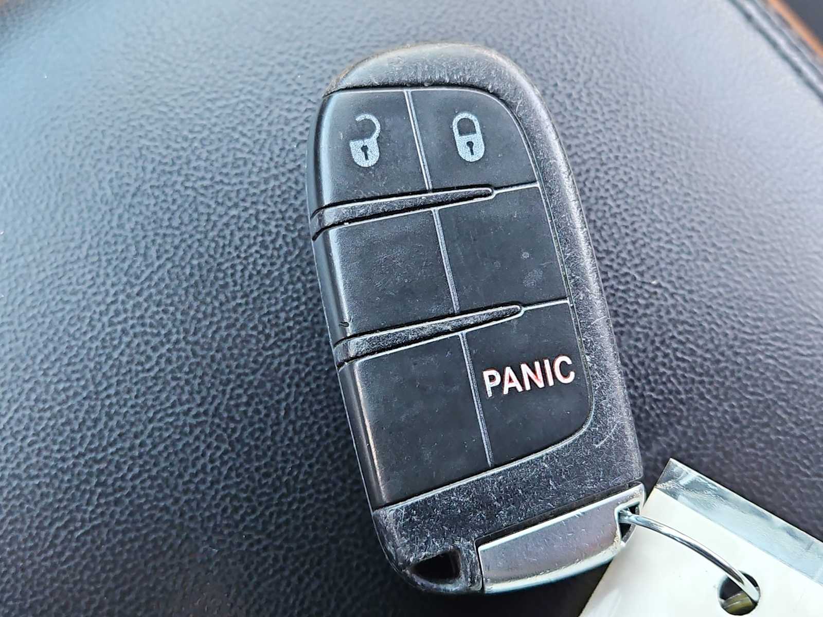 Thumbnail: 2014 Jeep Grand Cherokee - 33