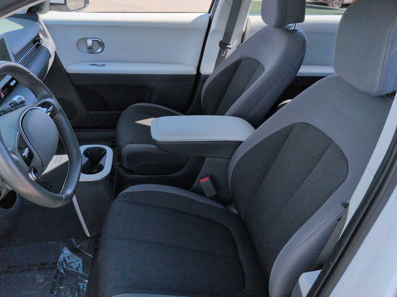 Thumbnail: 2024 Hyundai Ioniq 5 - 17