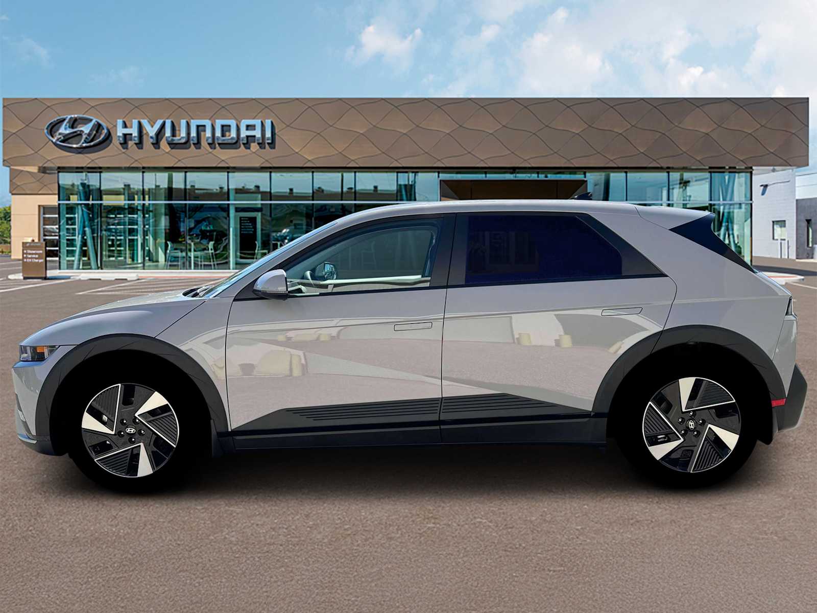 Thumbnail: 2026 Hyundai Ioniq 5 - 3