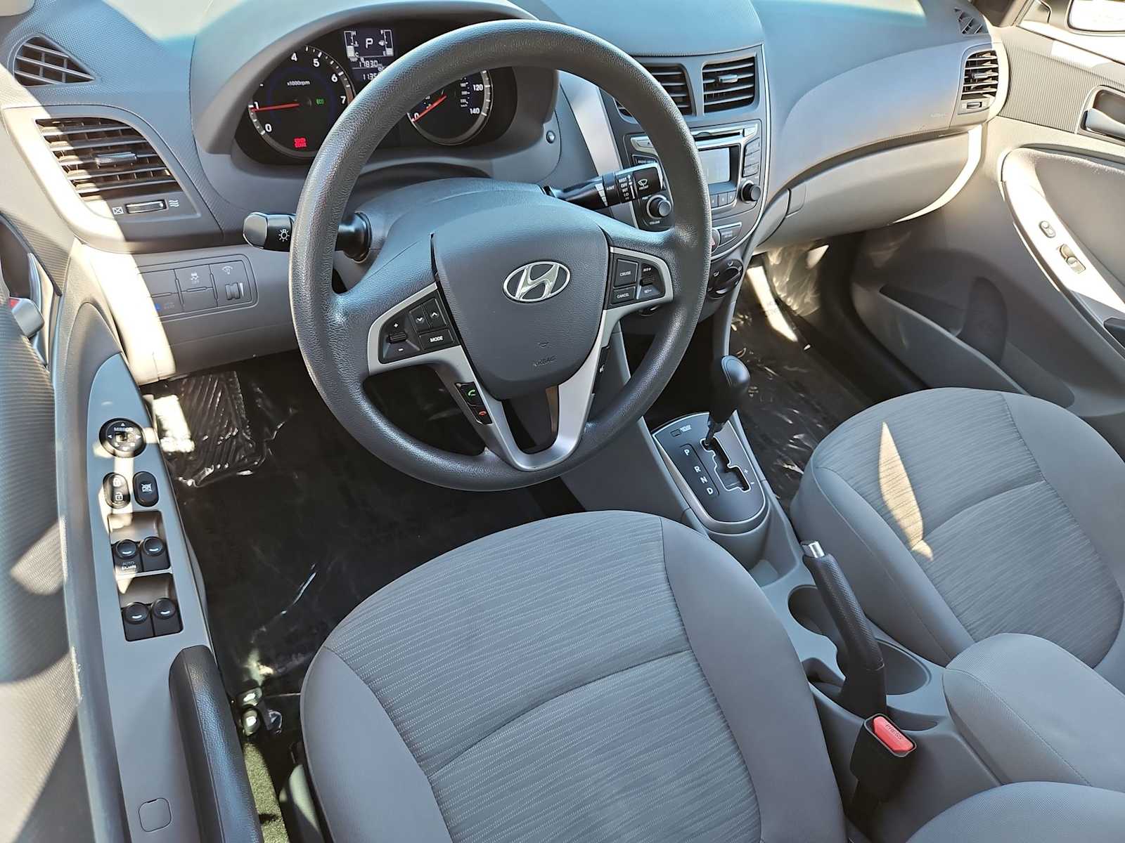 Thumbnail: 2016 Hyundai Accent - 10