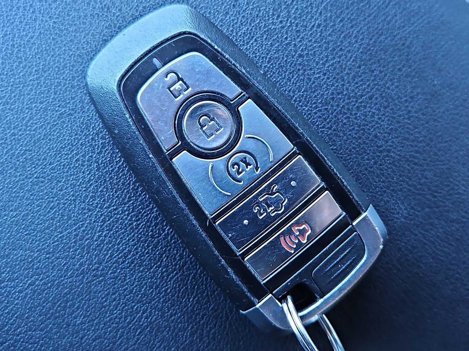 Thumbnail: 2019 Ford Edge - 34