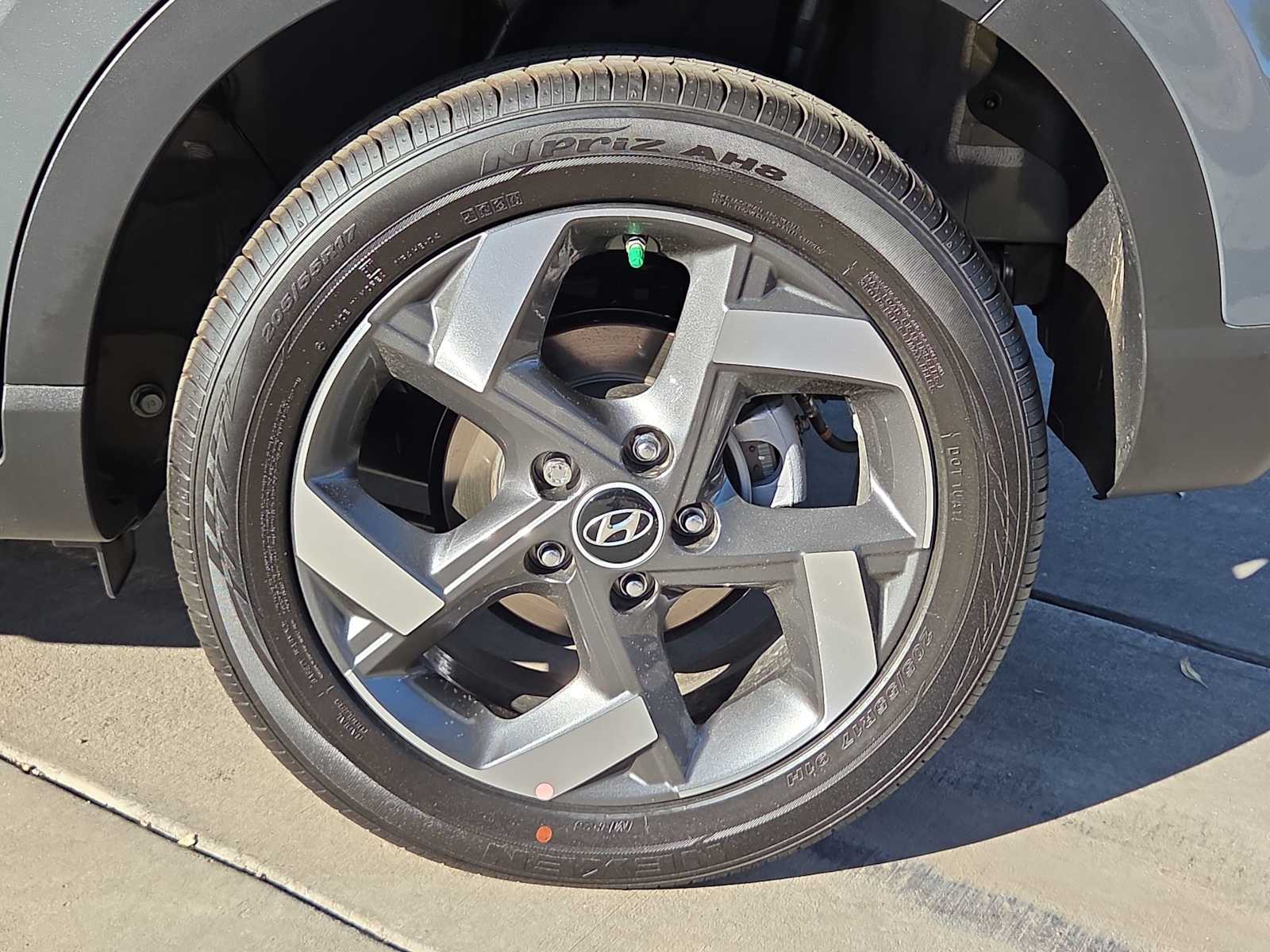 Thumbnail: 2026 Hyundai Venue - 13