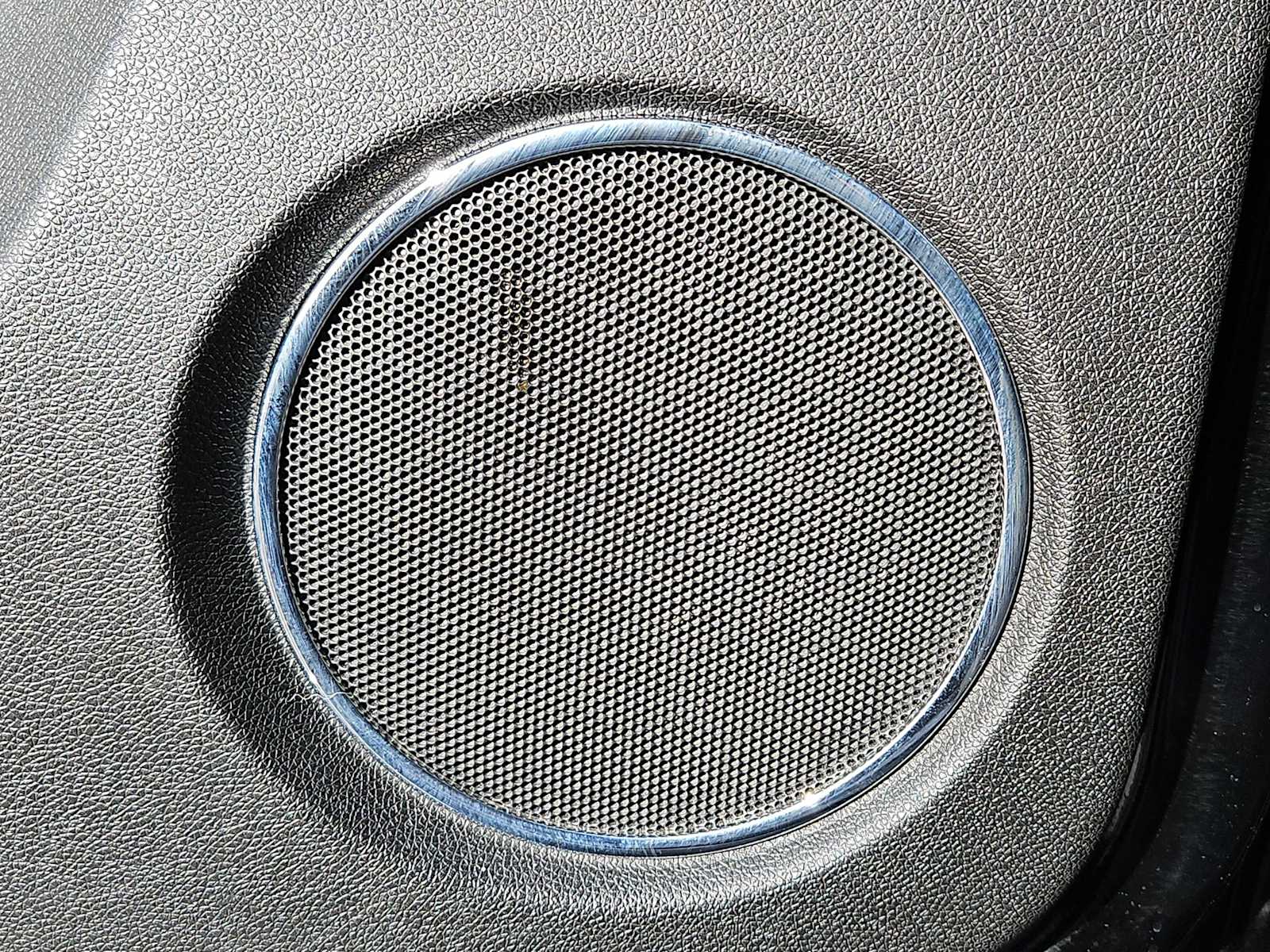 Thumbnail: 2013 GMC Yukon - 30