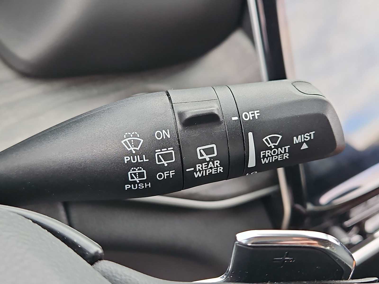 Thumbnail: 2023 Jeep Grand Cherokee - 25