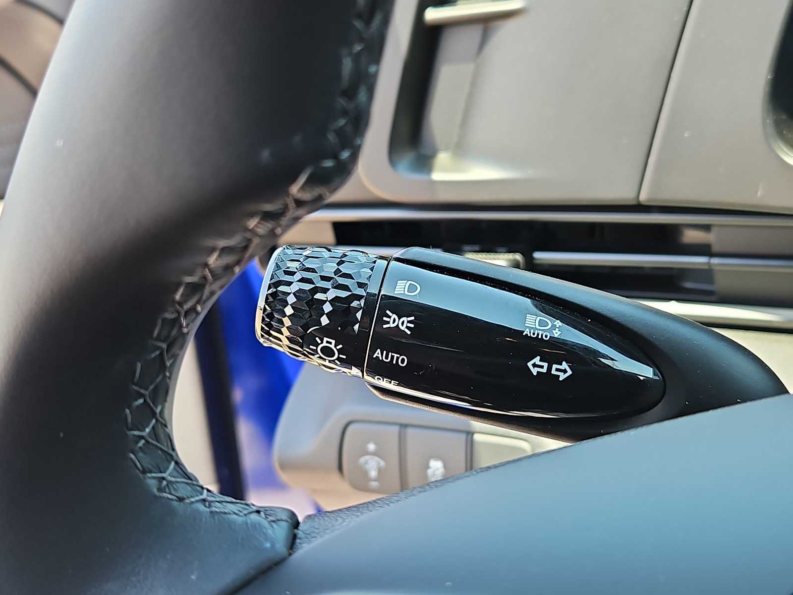 Thumbnail: 2025 Hyundai Elantra - 24