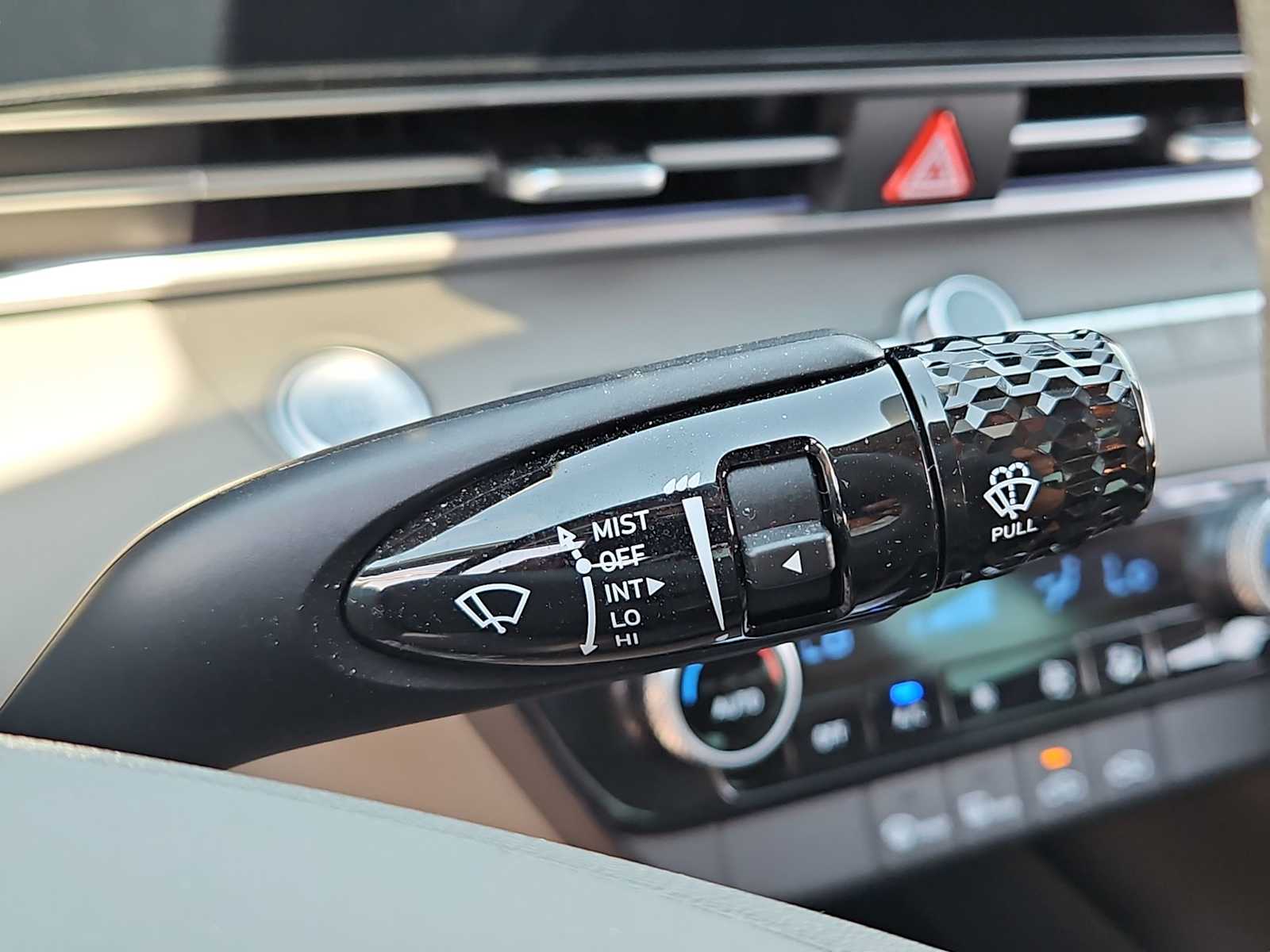 Thumbnail: 2024 Hyundai Elantra - 23