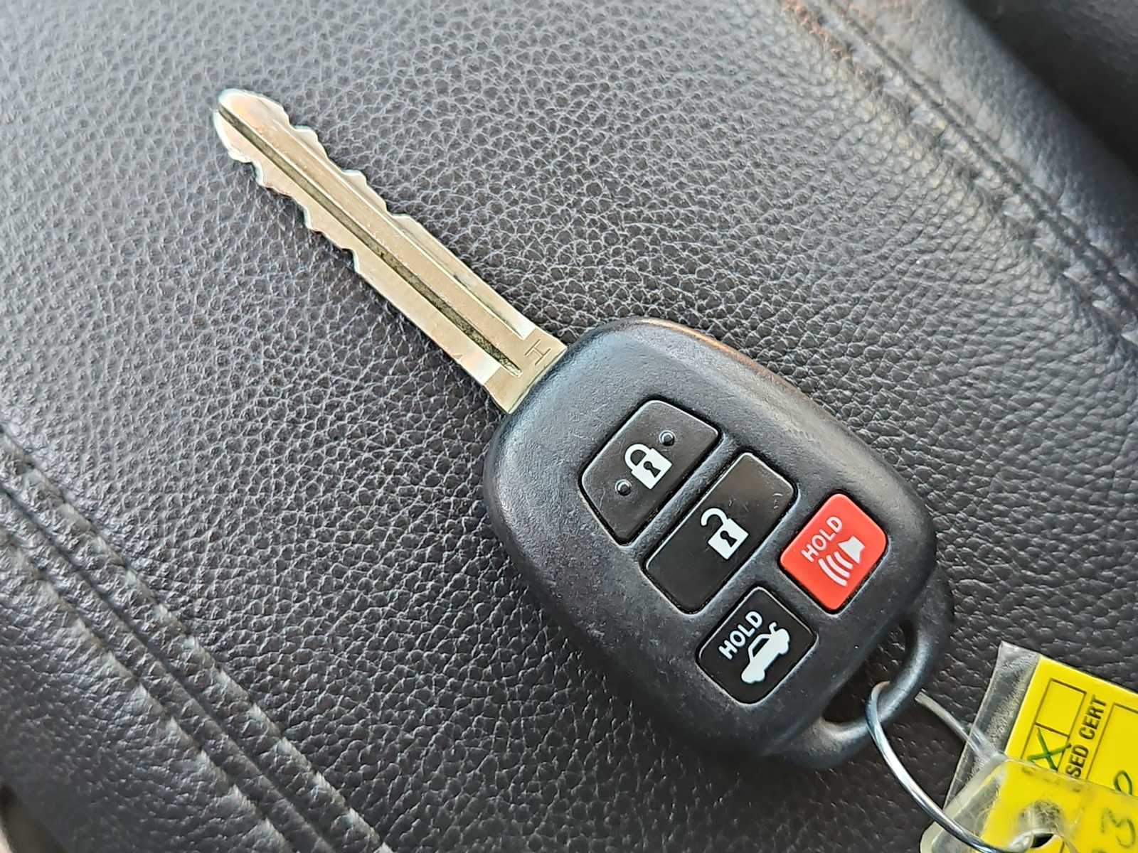 Thumbnail: 2016 Toyota Corolla - 33