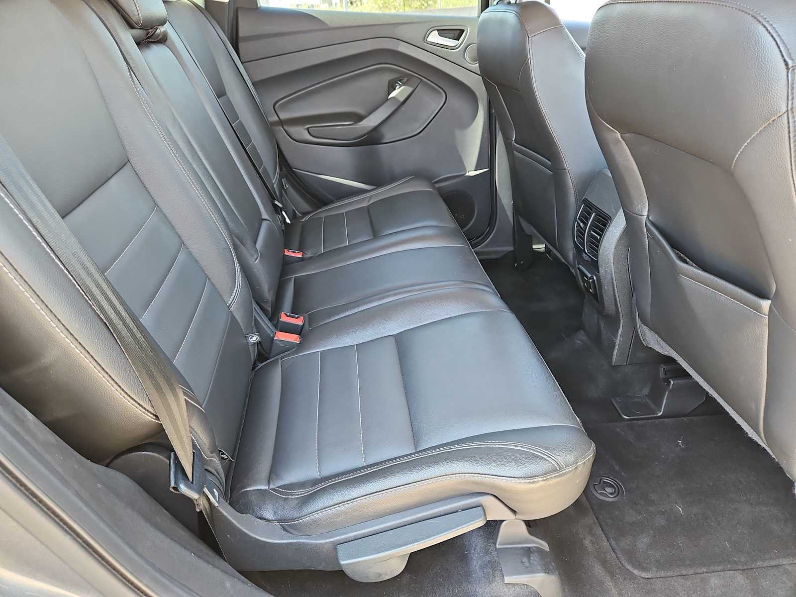 Thumbnail: 2014 Ford Escape - 20
