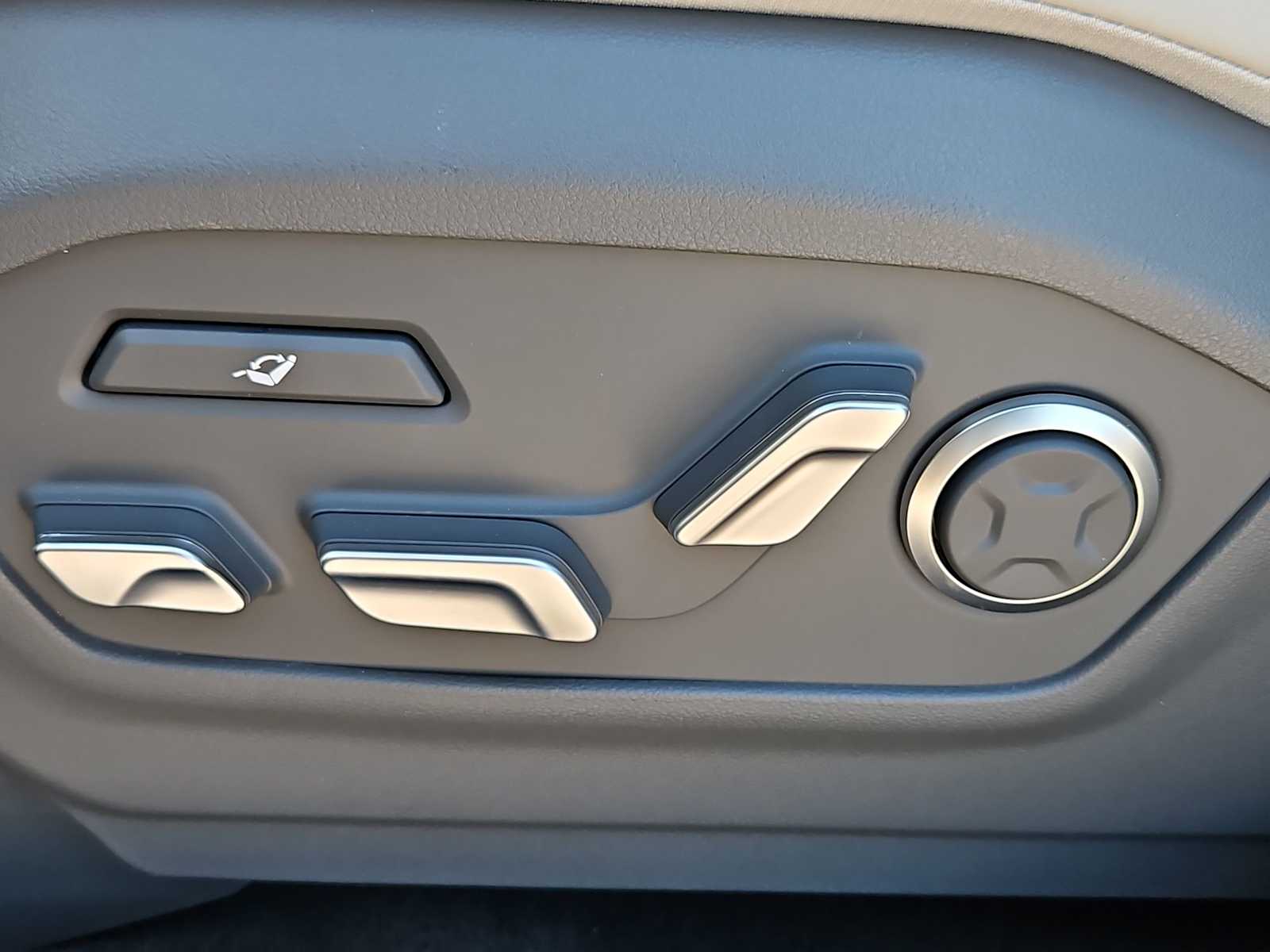 Thumbnail: 2026 Hyundai Santa Fe - 17