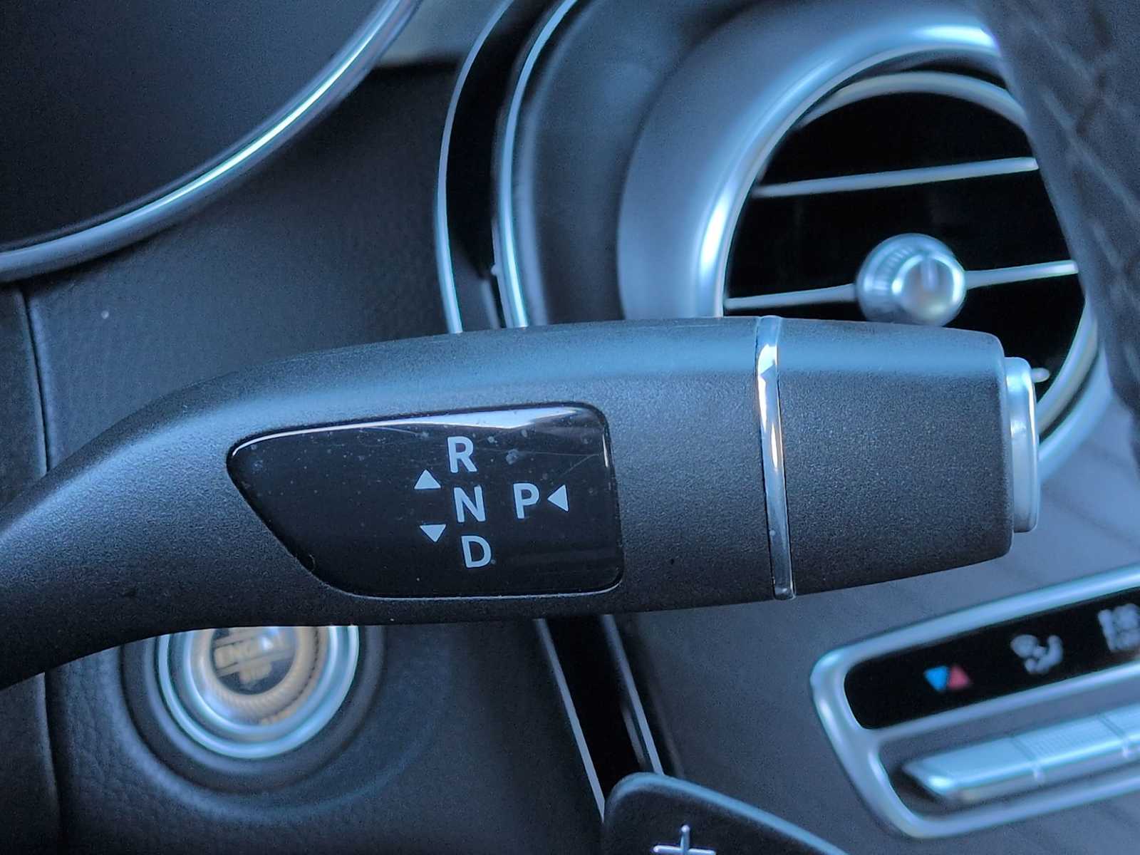 Thumbnail: 2022 Mercedes-Benz GLC - 32