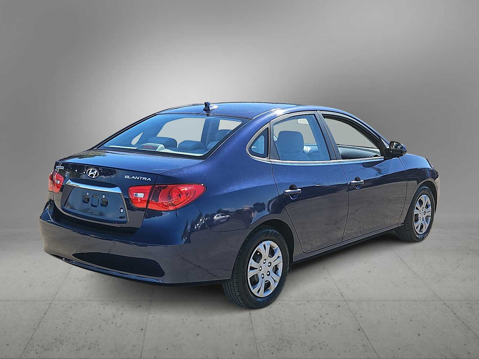 Thumbnail: 2010 Hyundai Elantra - 8