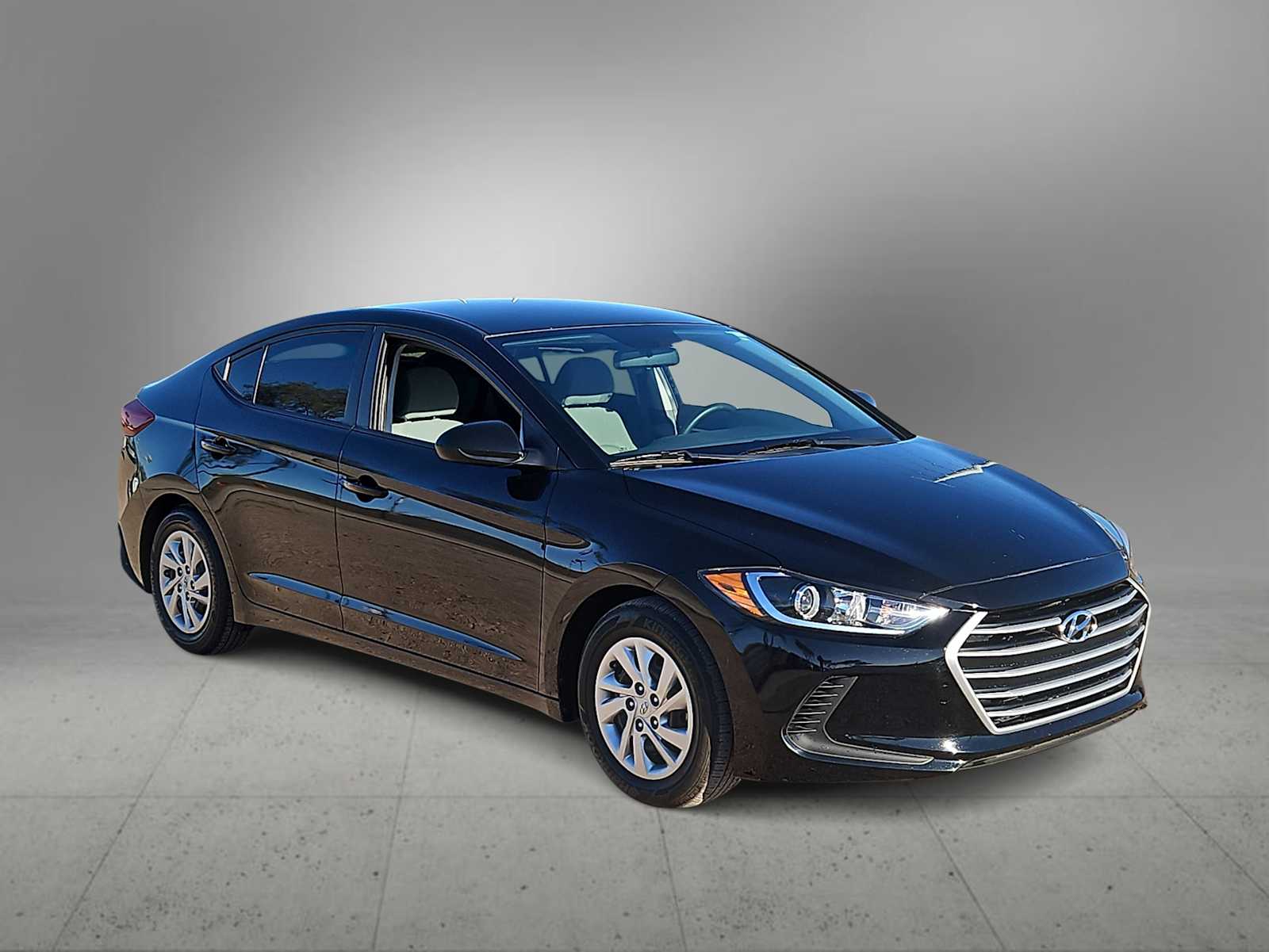 Thumbnail: 2017 Hyundai Elantra - 2