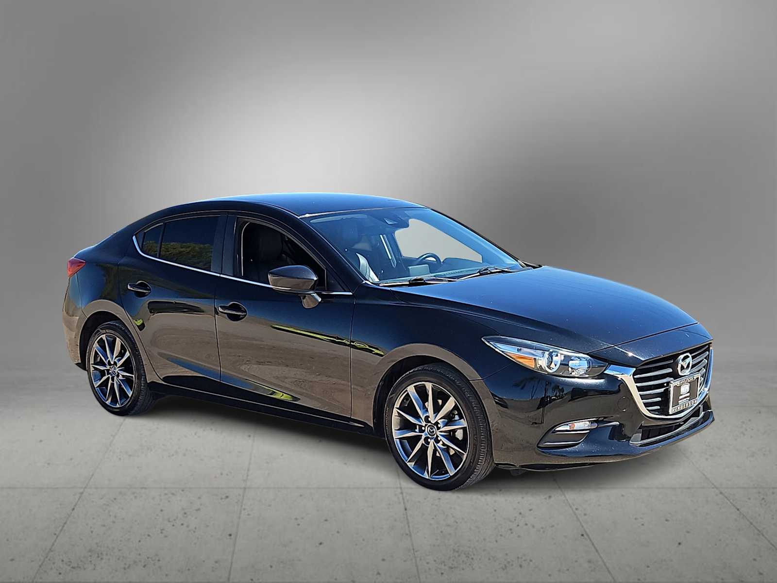 Thumbnail: 2018 Mazda Mazda3 - 2
