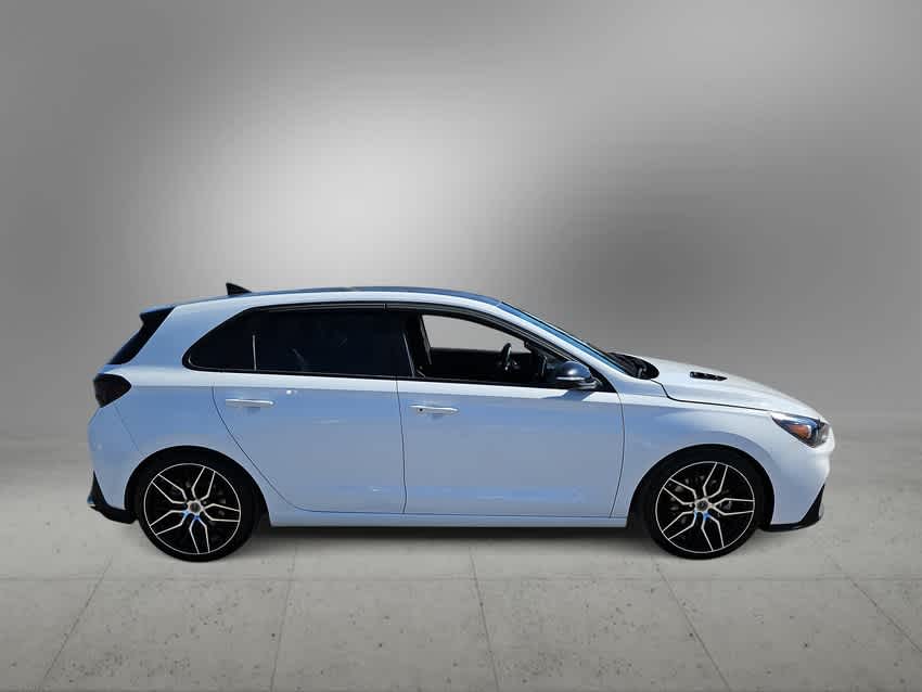 Thumbnail: 2020 Hyundai Elantra - 9