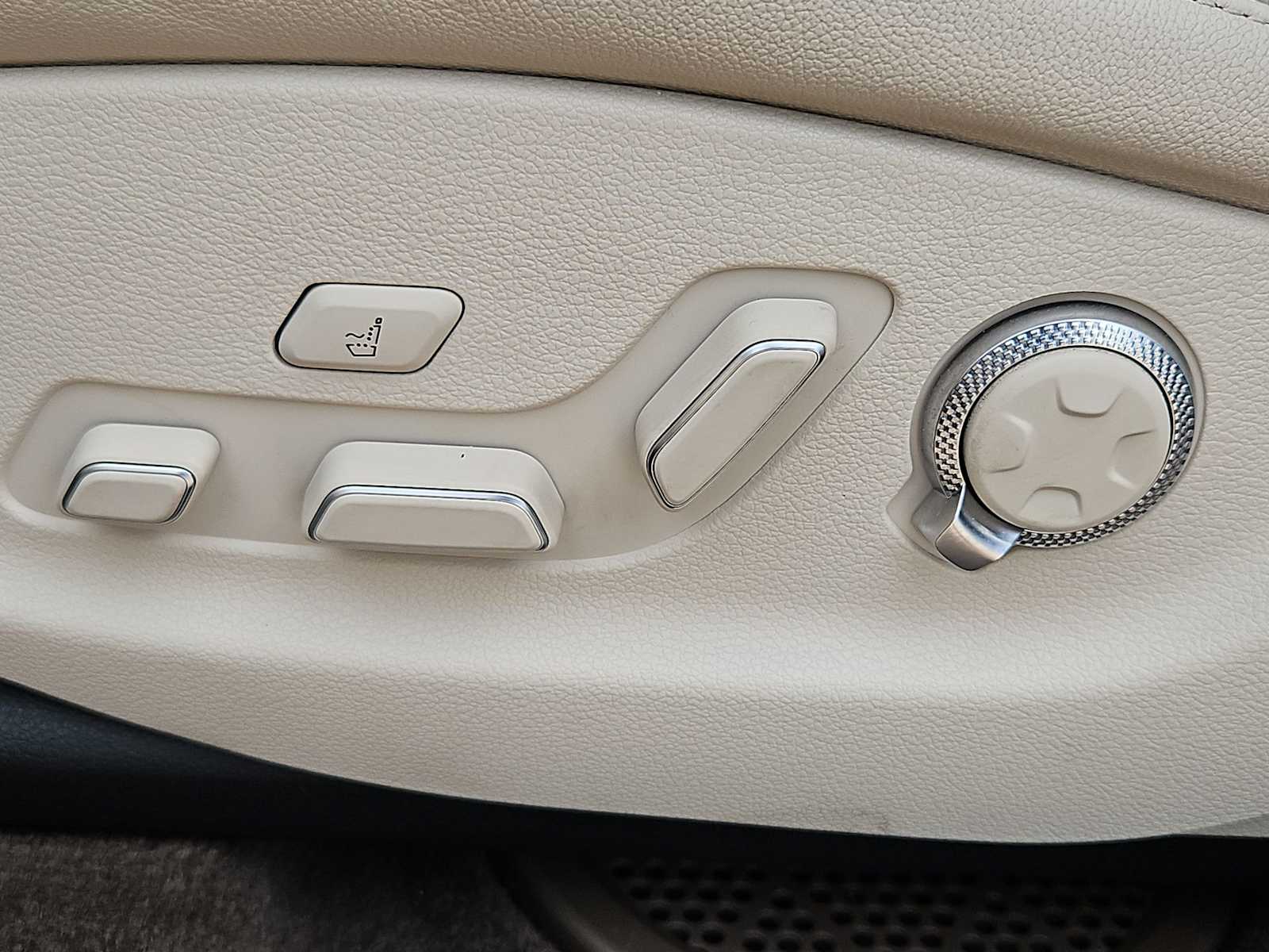 Thumbnail: 2022 Genesis GV80 - 17