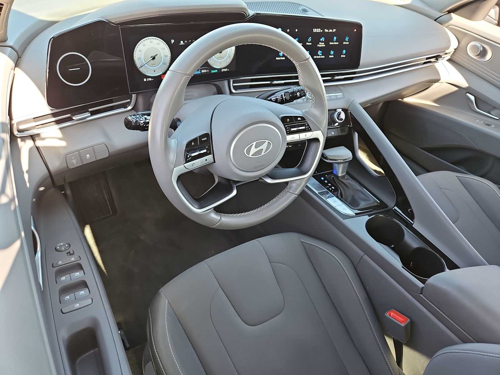 Thumbnail: 2025 Hyundai Elantra - 10