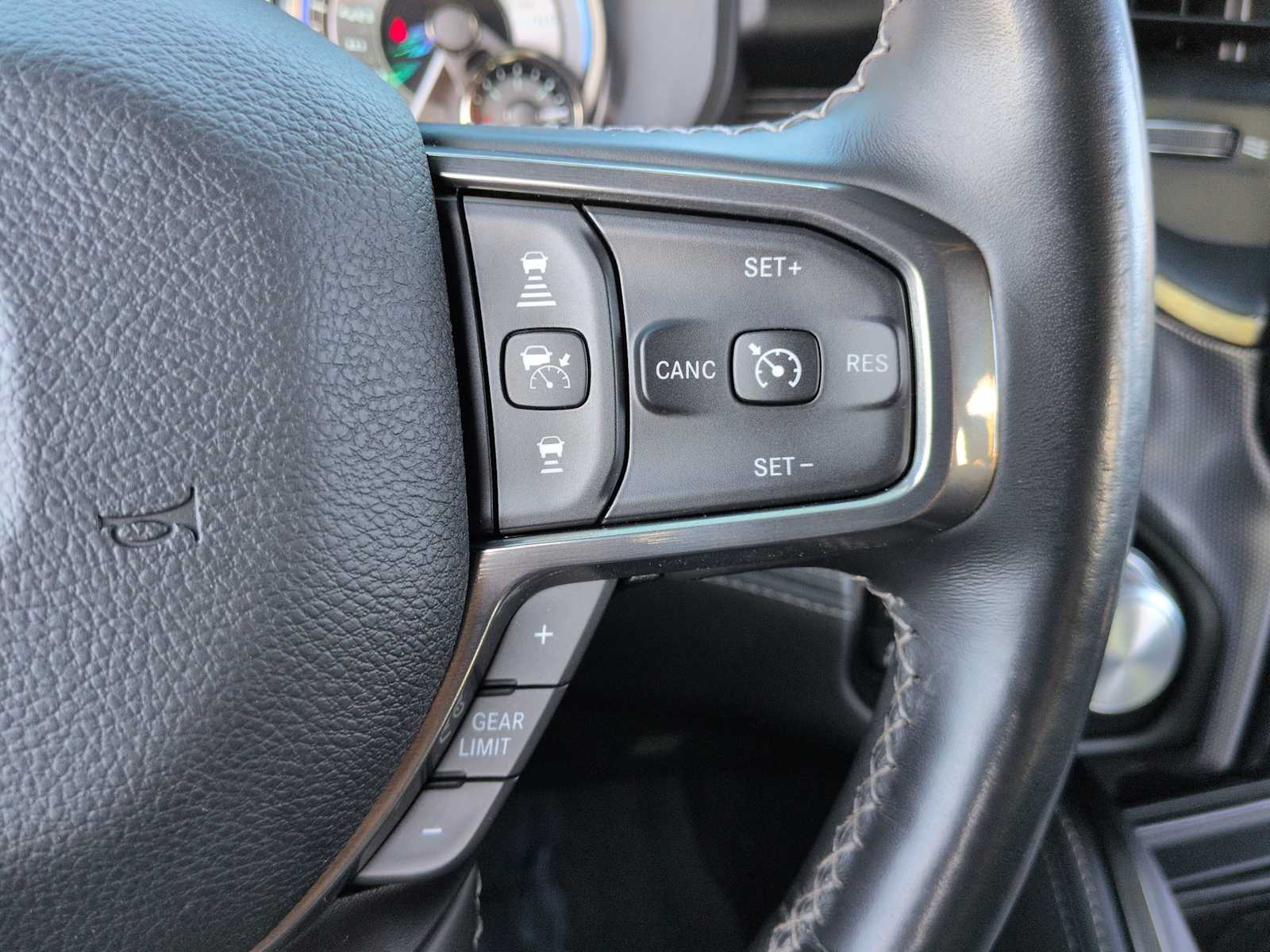 Thumbnail: 2021 RAM 1500 - 25