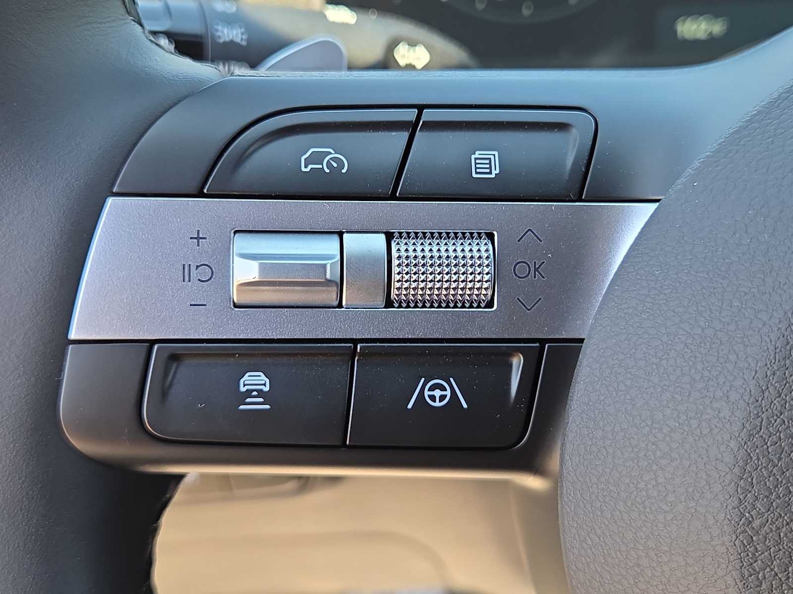 Thumbnail: 2025 Hyundai Santa Cruz - 23