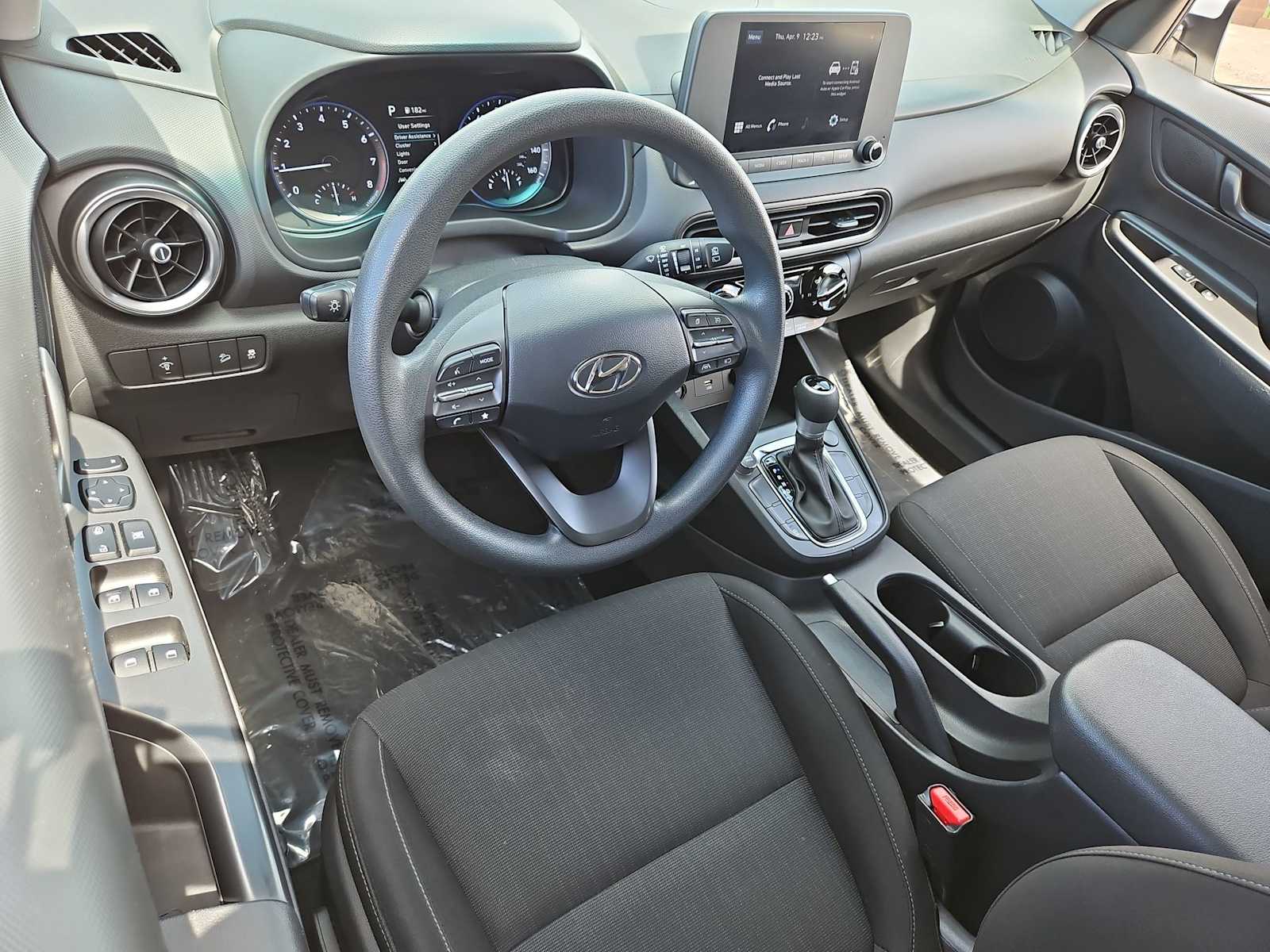 Thumbnail: 2023 Hyundai Kona - 10