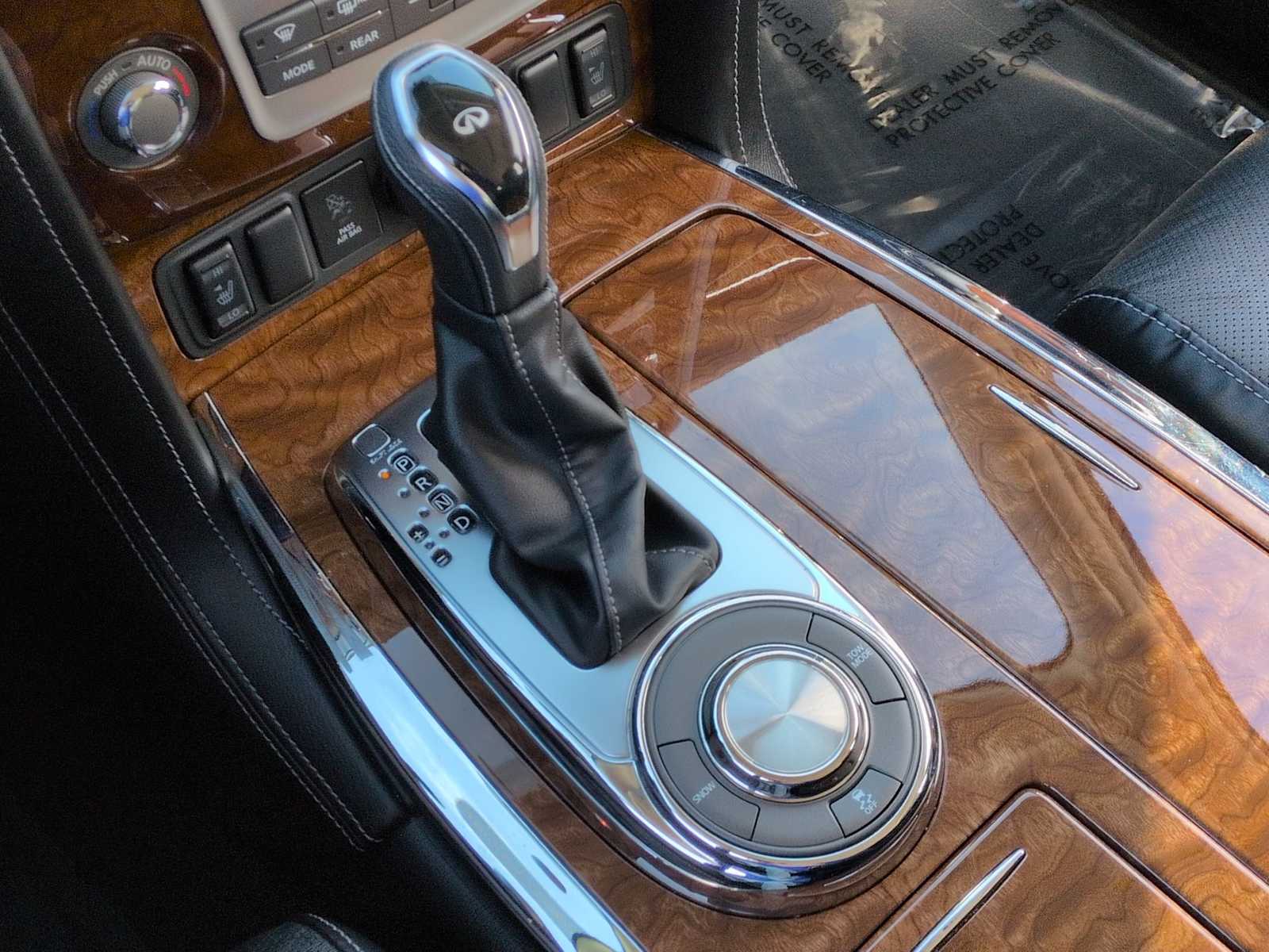 Thumbnail: 2019 INFINITI QX80 - 34