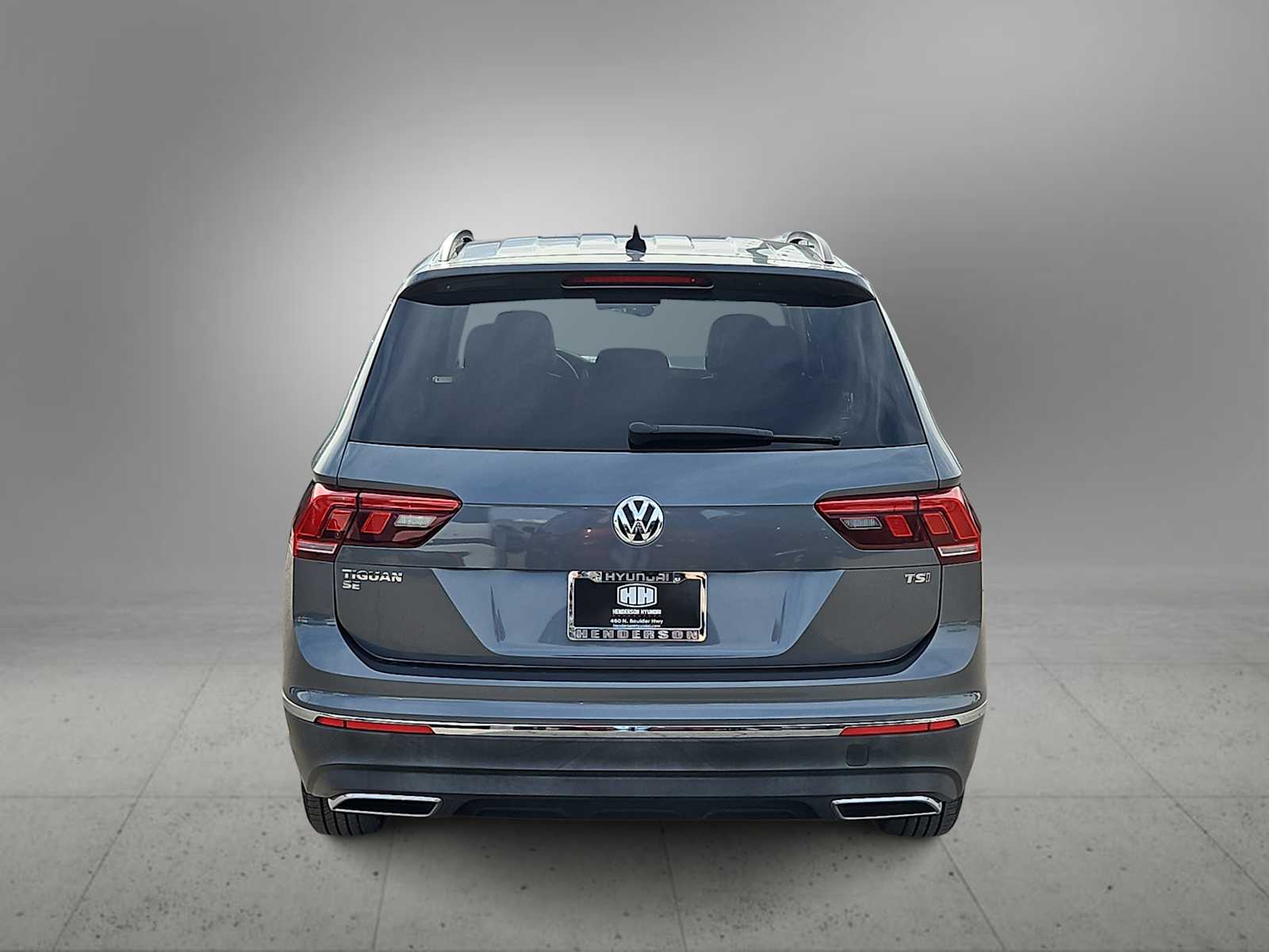 Thumbnail: 2018 Volkswagen Tiguan - 7