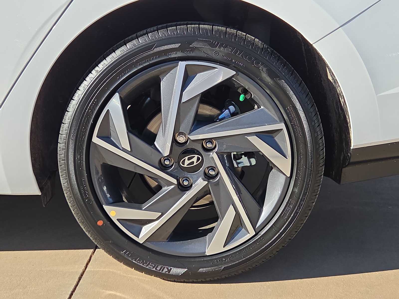 Thumbnail: 2026 Hyundai Elantra - 13