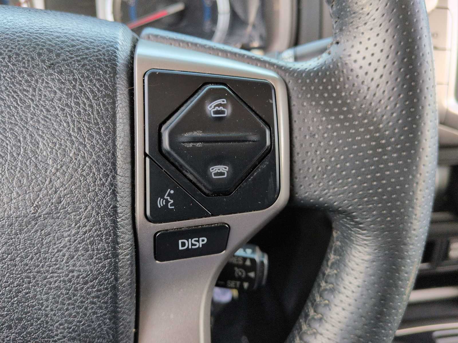 Thumbnail: 2017 Toyota 4Runner - 24