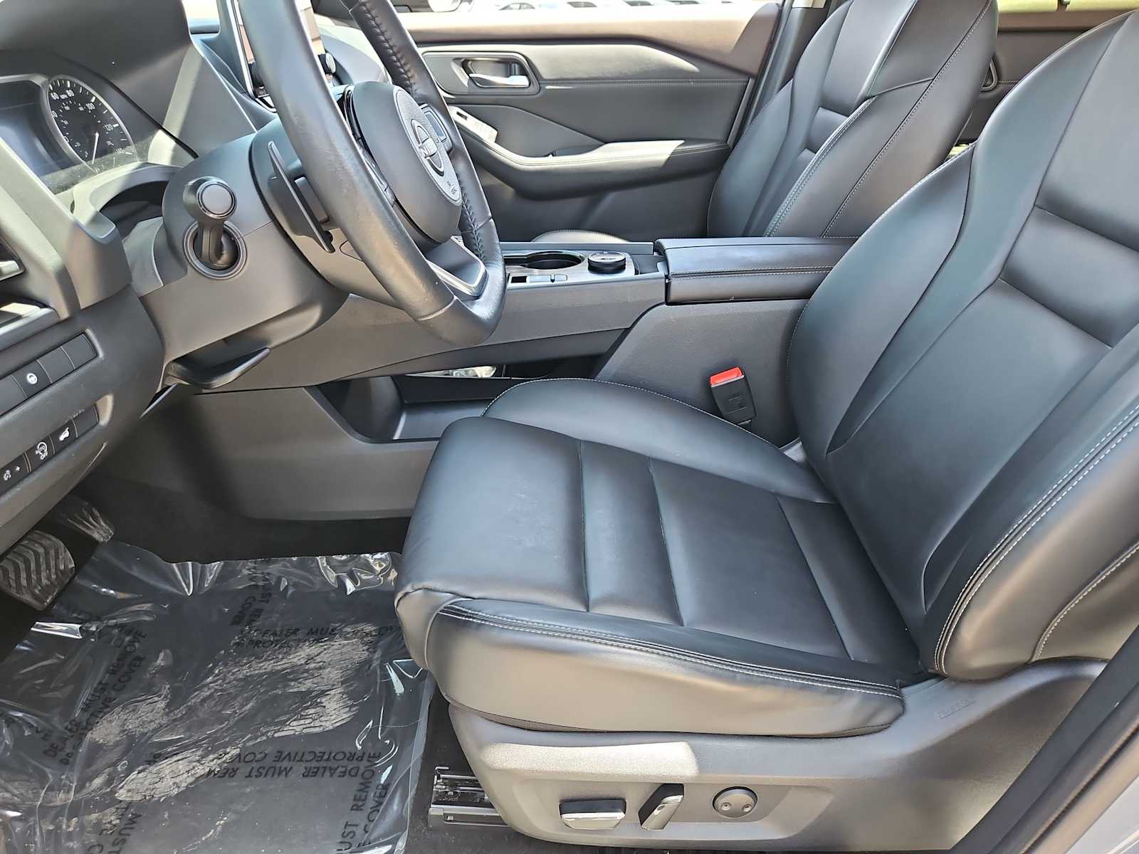 Thumbnail: 2023 Nissan Rogue - 16