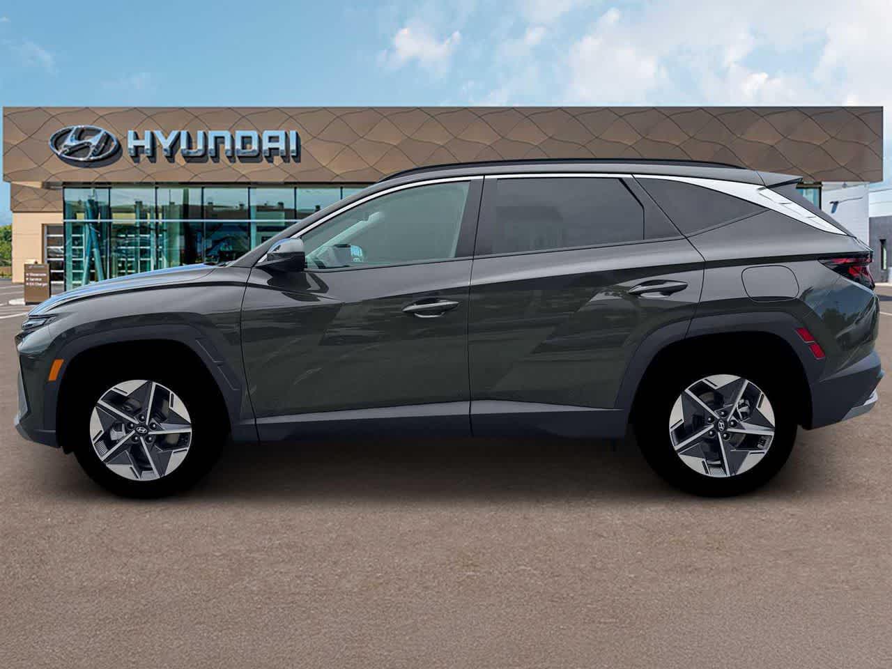 Thumbnail: 2026 Hyundai Tucson - 3