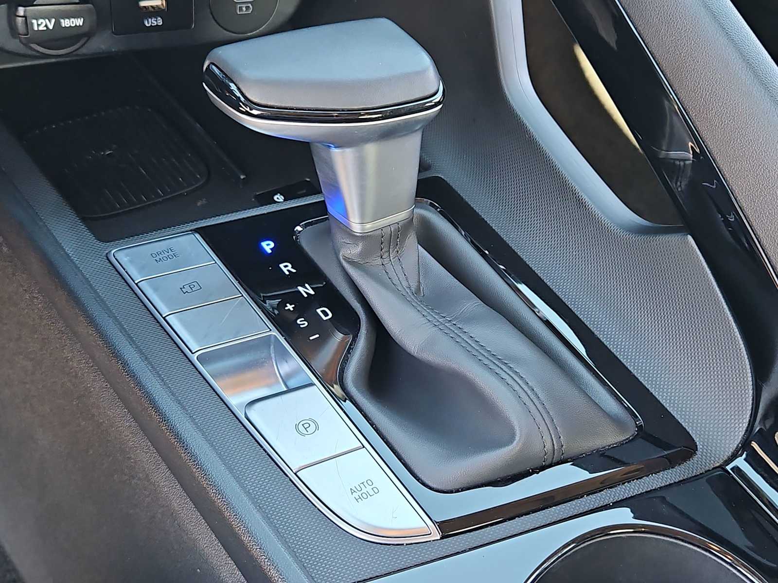 Thumbnail: 2025 Hyundai Elantra - 33