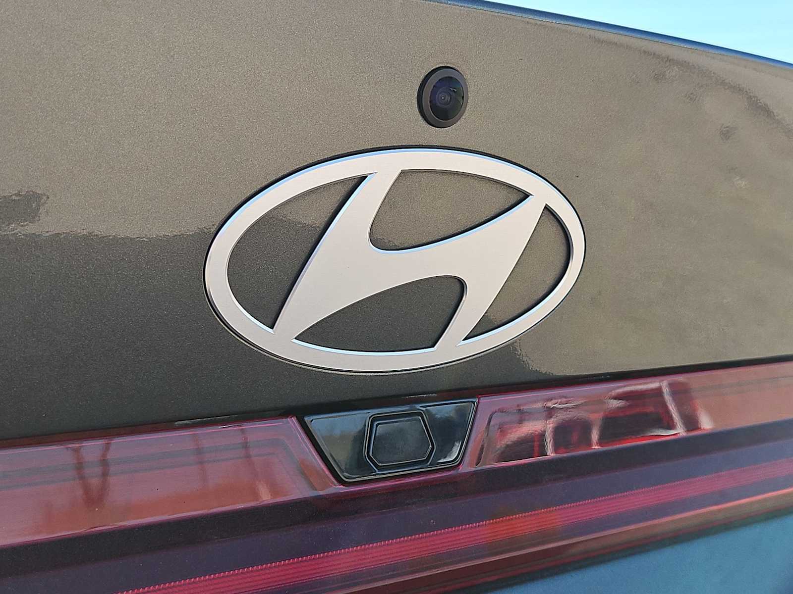 Thumbnail: 2025 Hyundai Elantra - 11