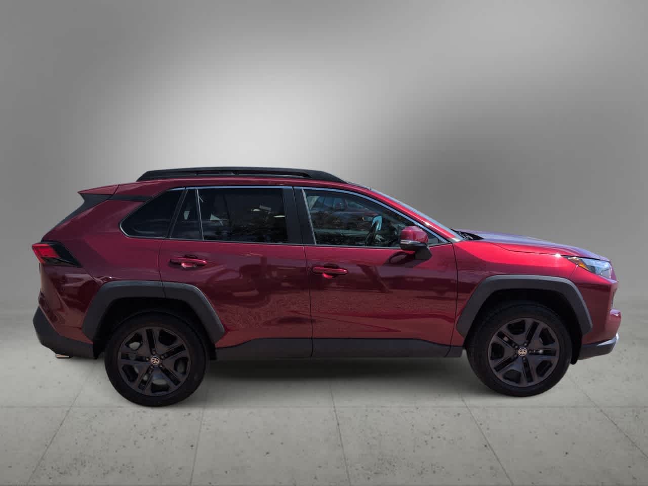 Thumbnail: 2022 Toyota RAV4 - 9