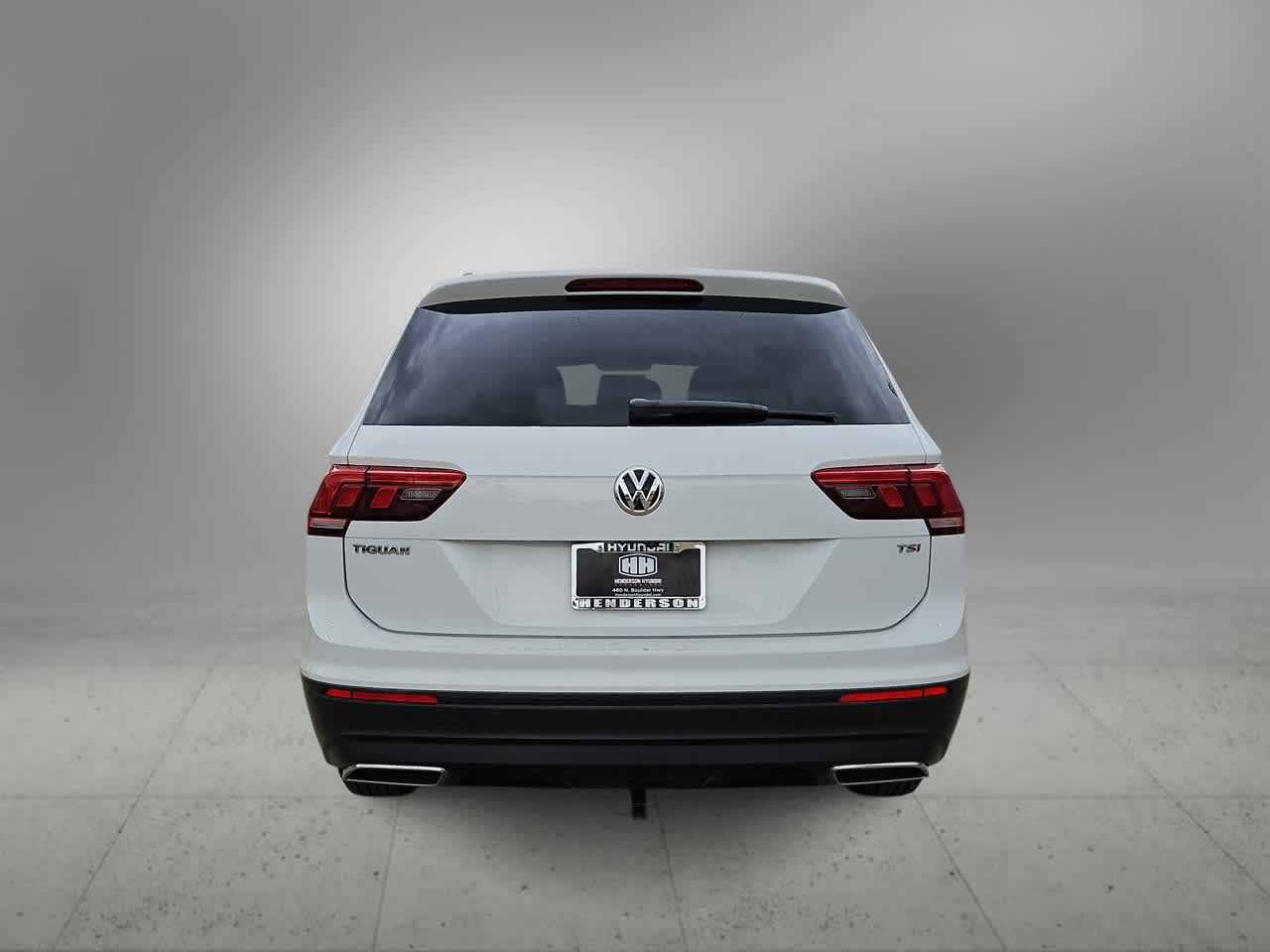 Thumbnail: 2018 Volkswagen Tiguan - 7