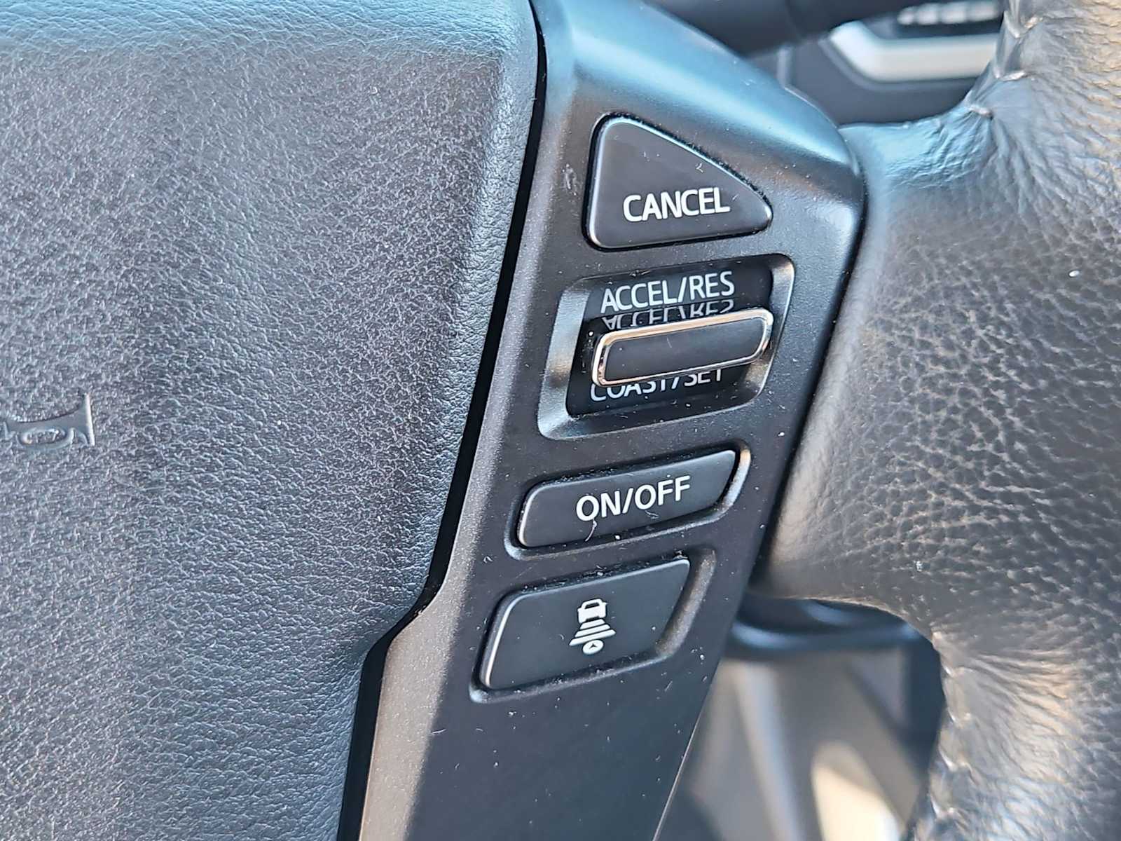 Thumbnail: 2024 Nissan Frontier - 25