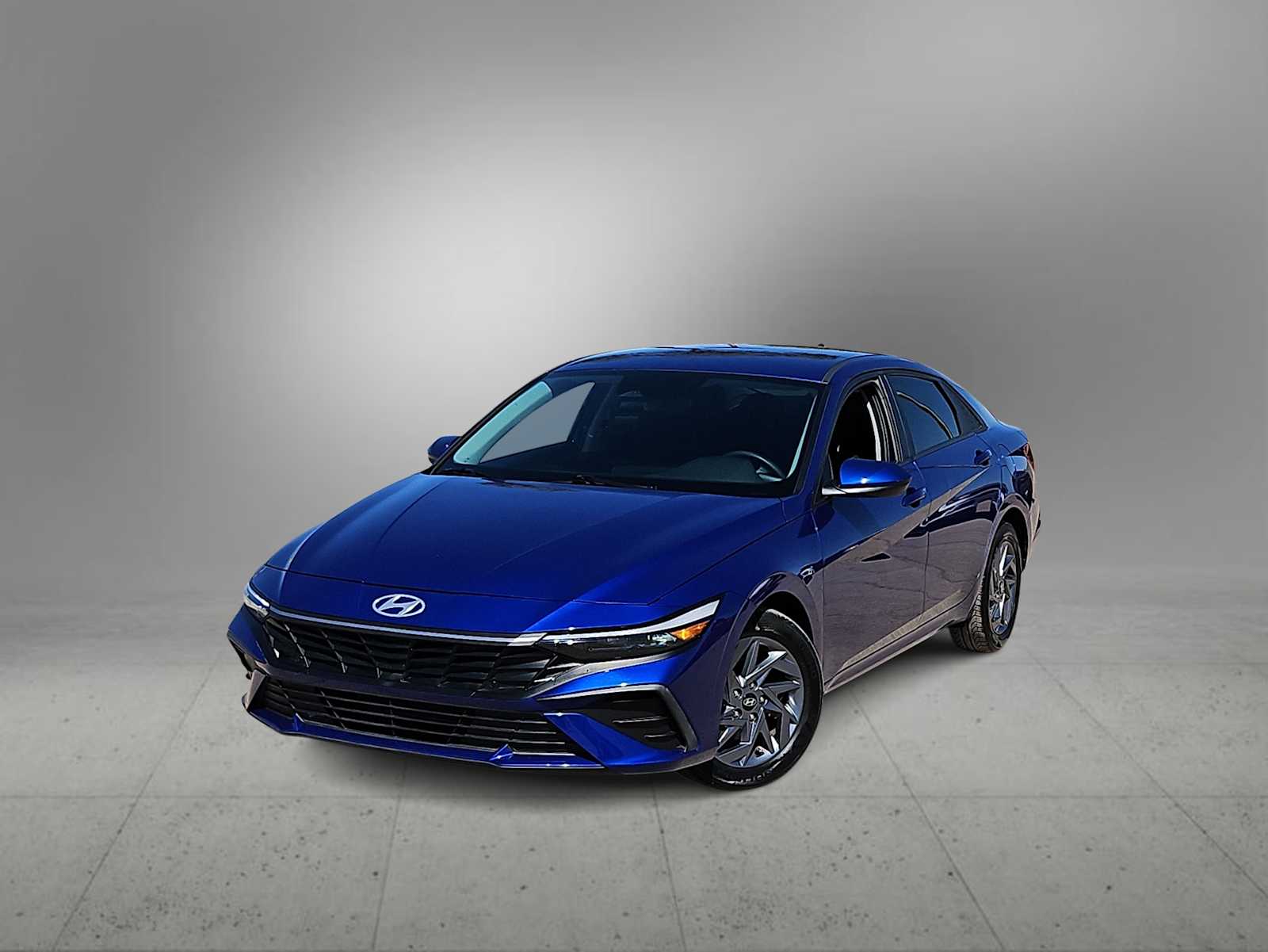 Thumbnail: 2024 Hyundai Elantra - 1