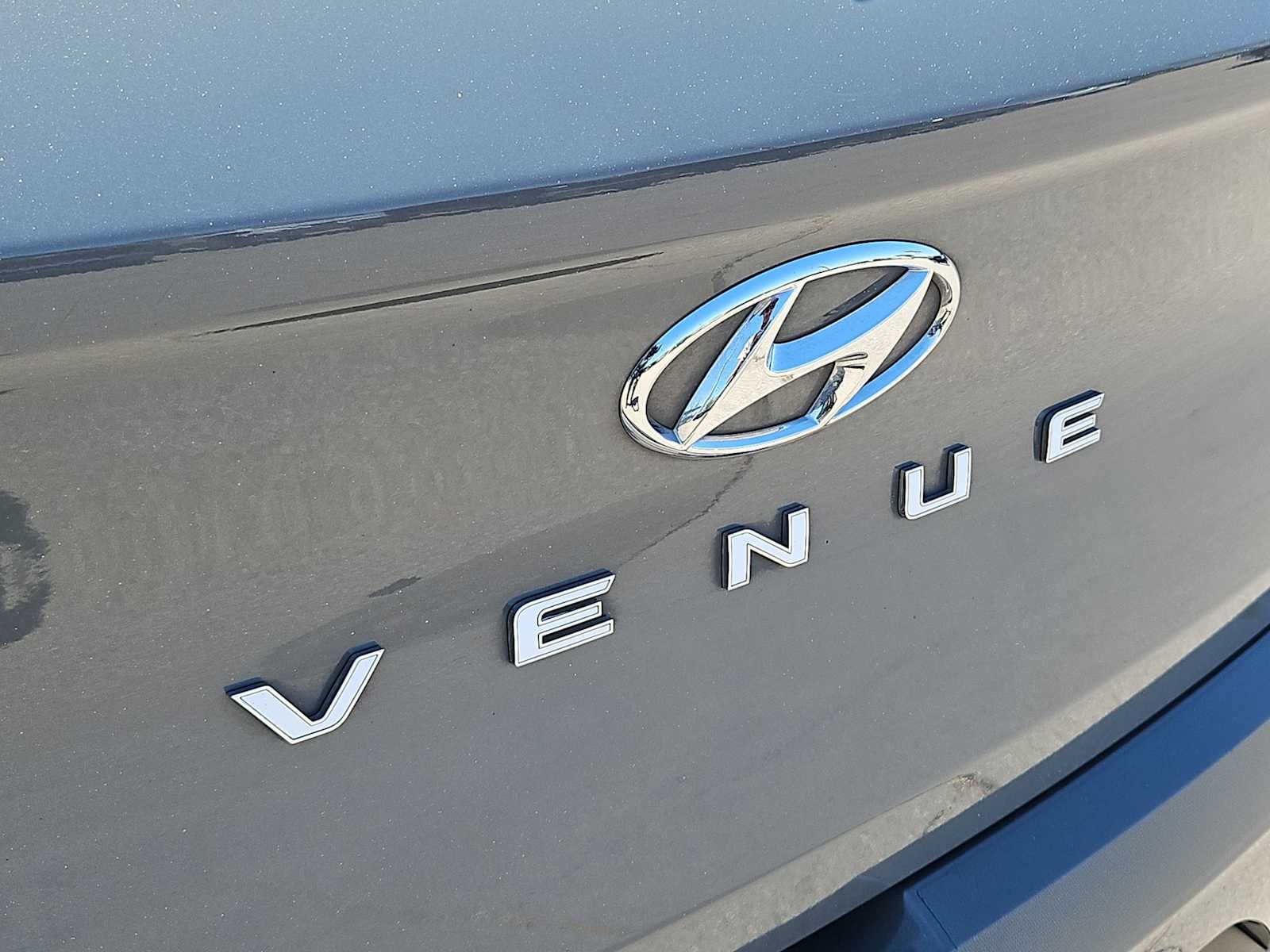 Thumbnail: 2020 Hyundai Venue - 12