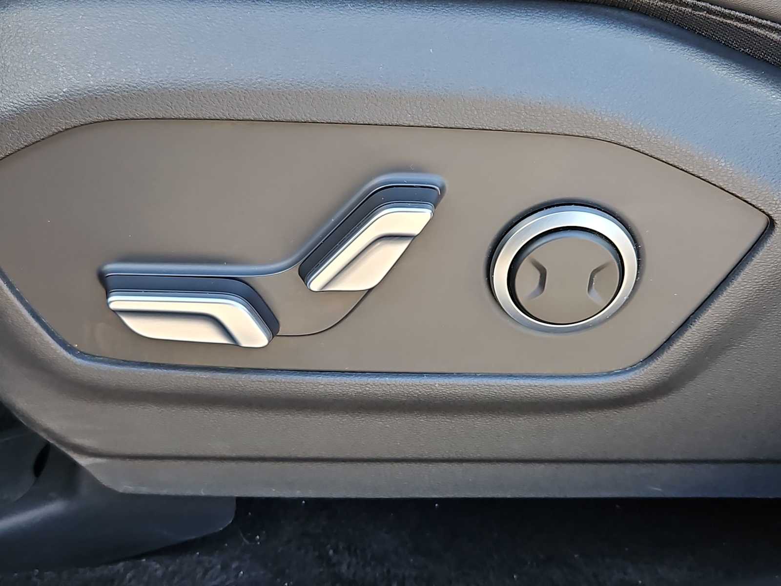 Thumbnail: 2025 Hyundai Santa Fe - 17