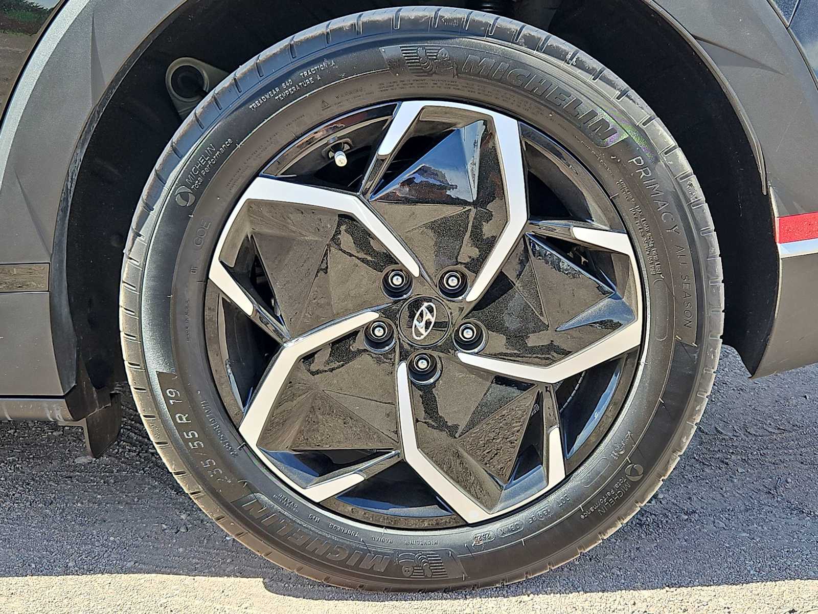 Thumbnail: 2024 Hyundai Ioniq 5 - 13